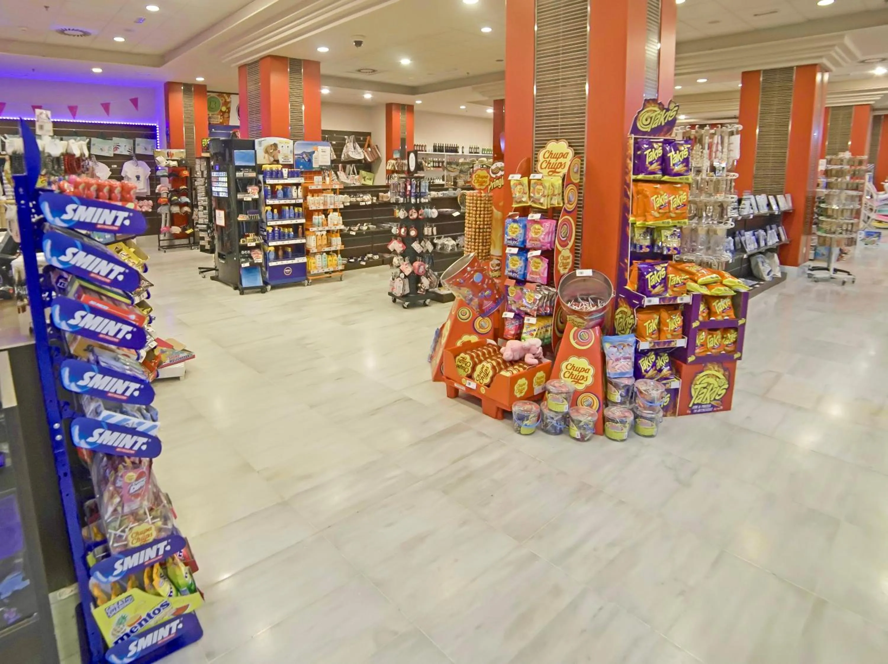 On-site shops in Holiday World Polynesia