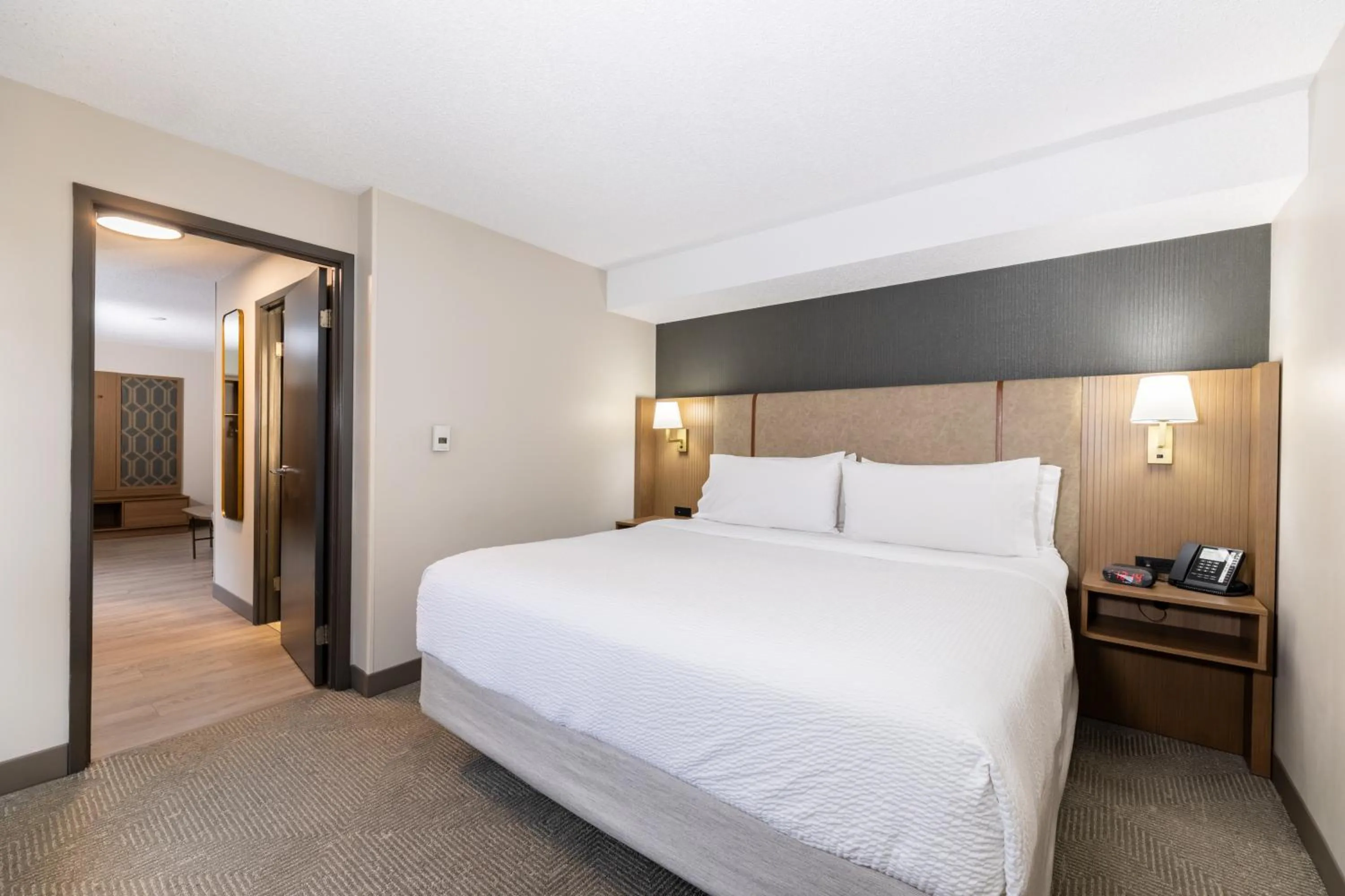Bed in Holiday Inn Hotel & Suites London by IHG