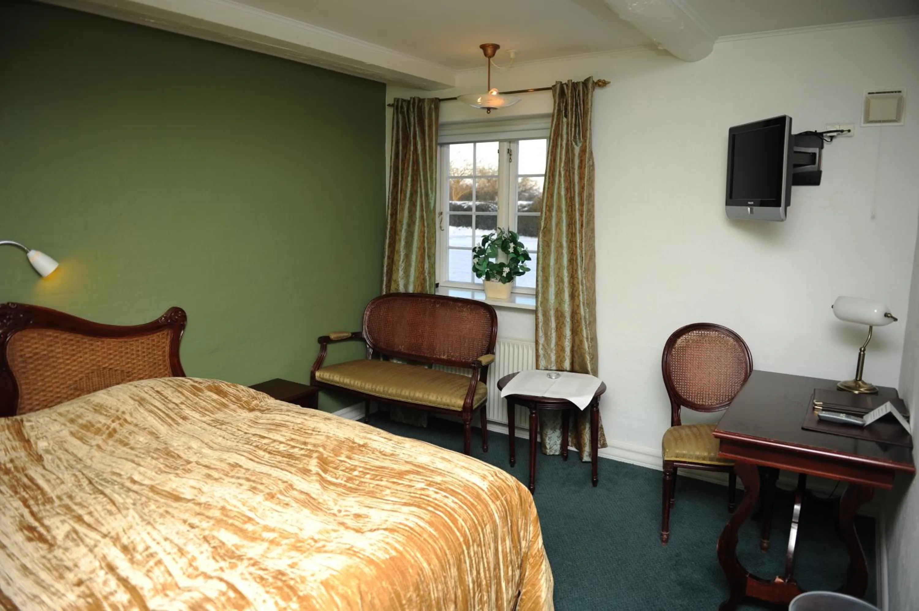 Decorative detail, Bed in Tyrstrup Kro