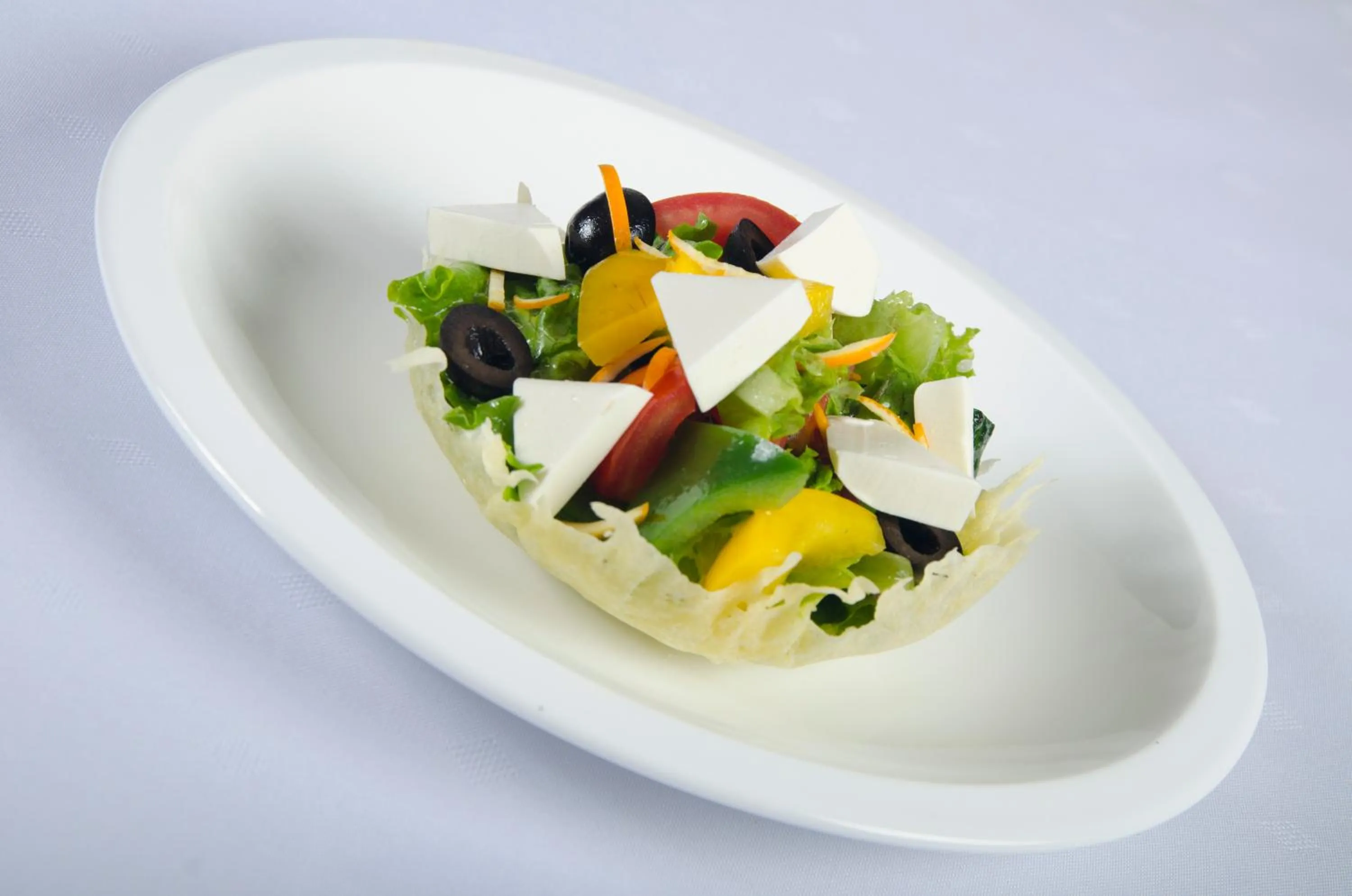 Restaurant/places to eat in Soluxe Hotel