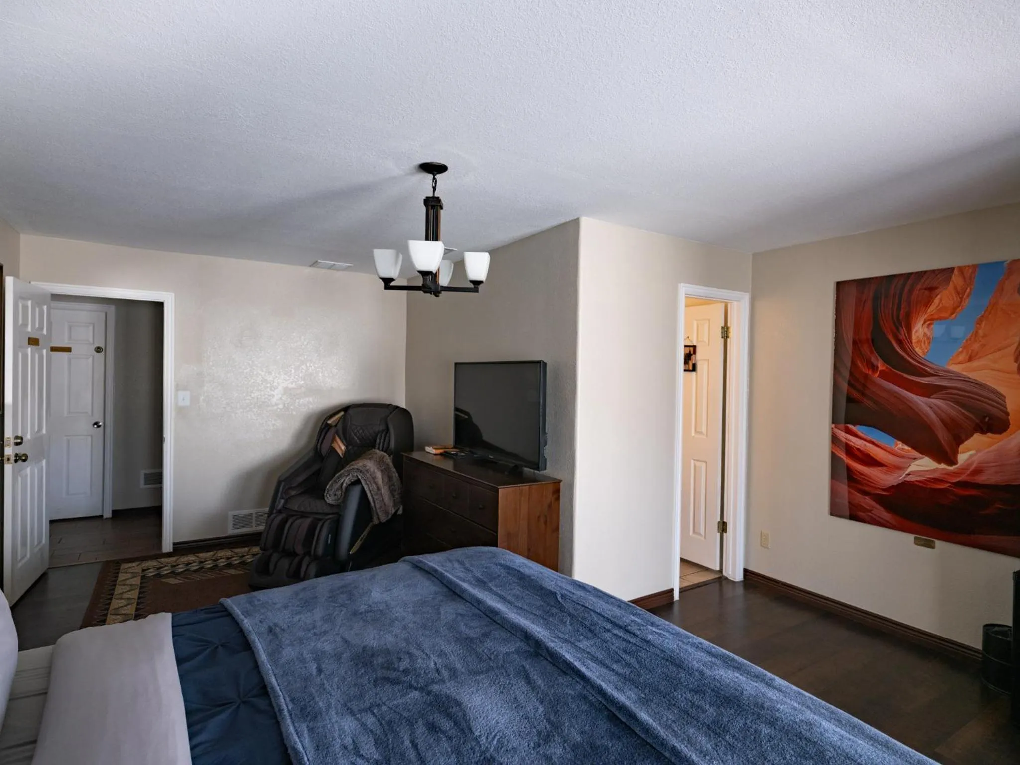 Bedroom, Bed in Bryce Trails Bed and Breakfast