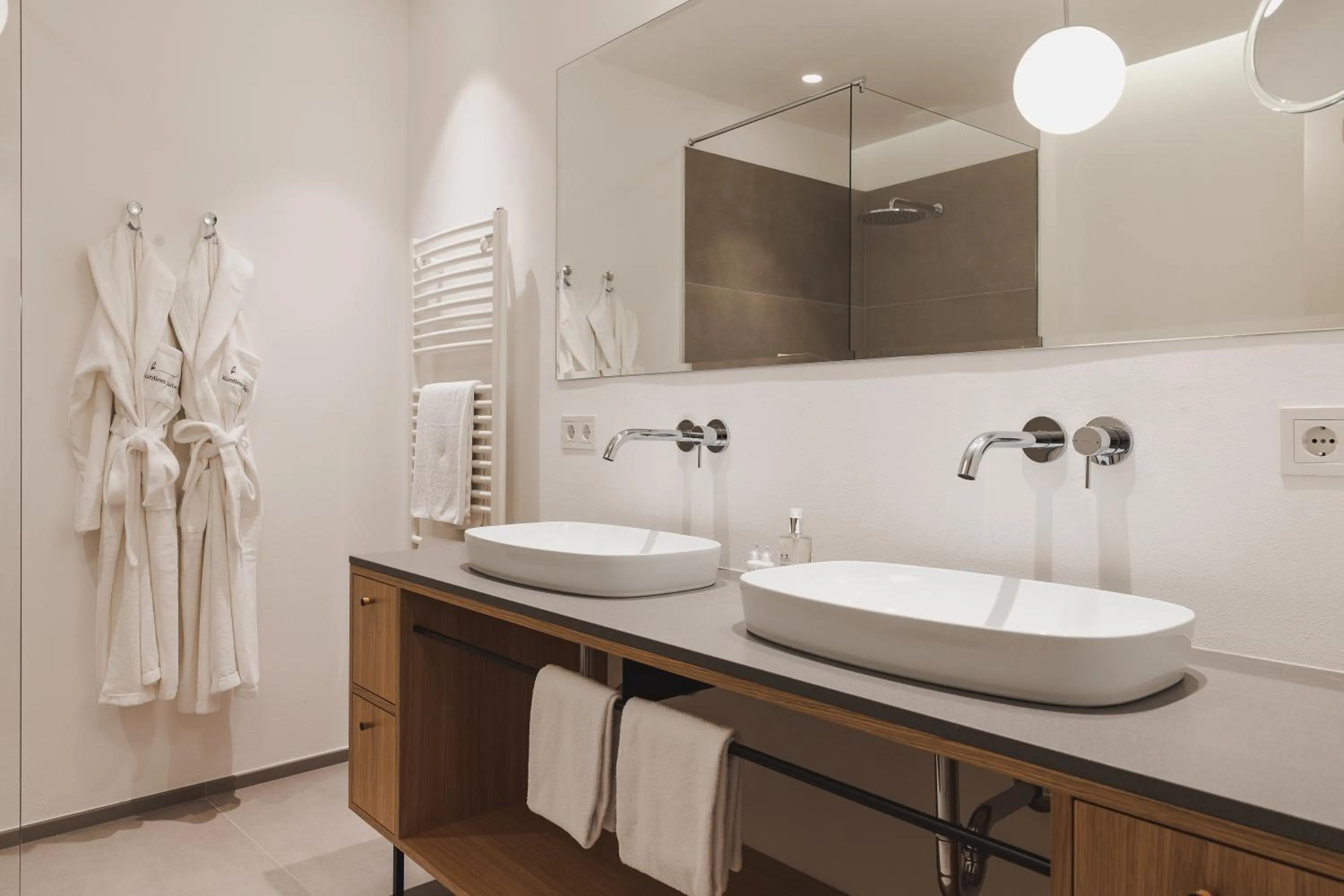 Bathroom in Kuntino Suites
