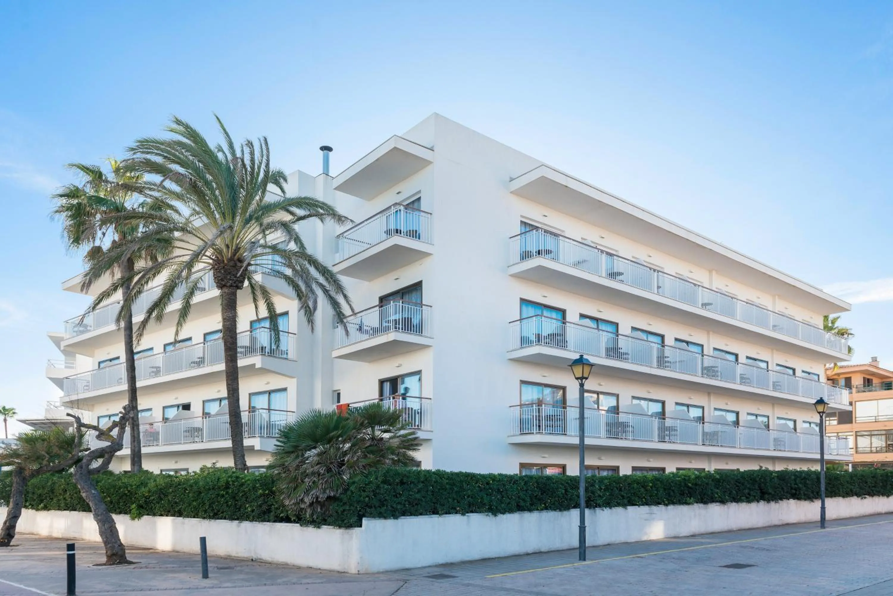 Property building in Hotel Atolon & Kaafu Beach Club