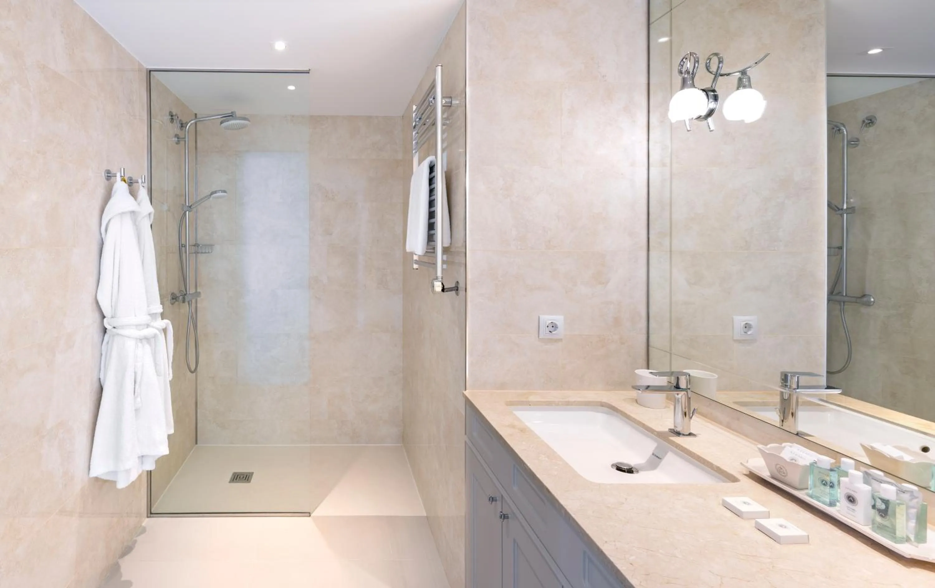 Decorative detail in Hotel BlauMar Llafranc