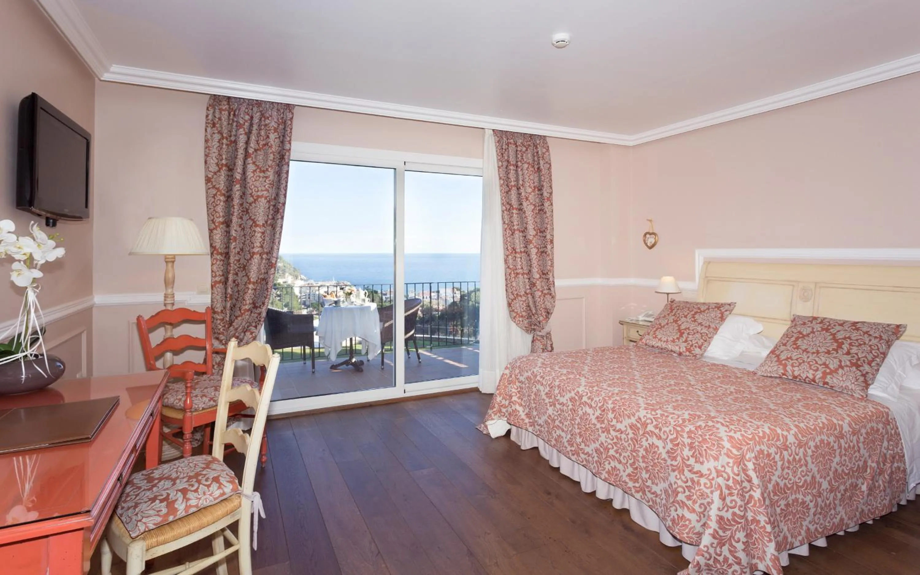 Bed in Hotel BlauMar Llafranc