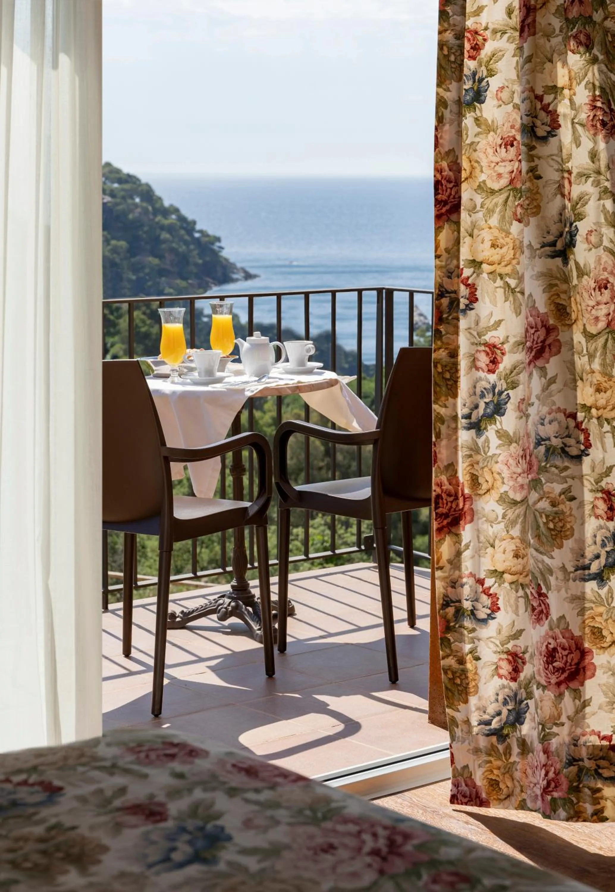 Decorative detail in Hotel BlauMar Llafranc