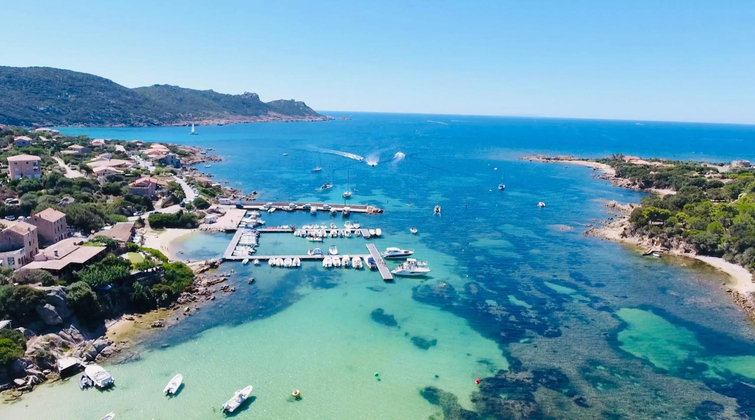 Neighbourhood in Hôtel du Golfe