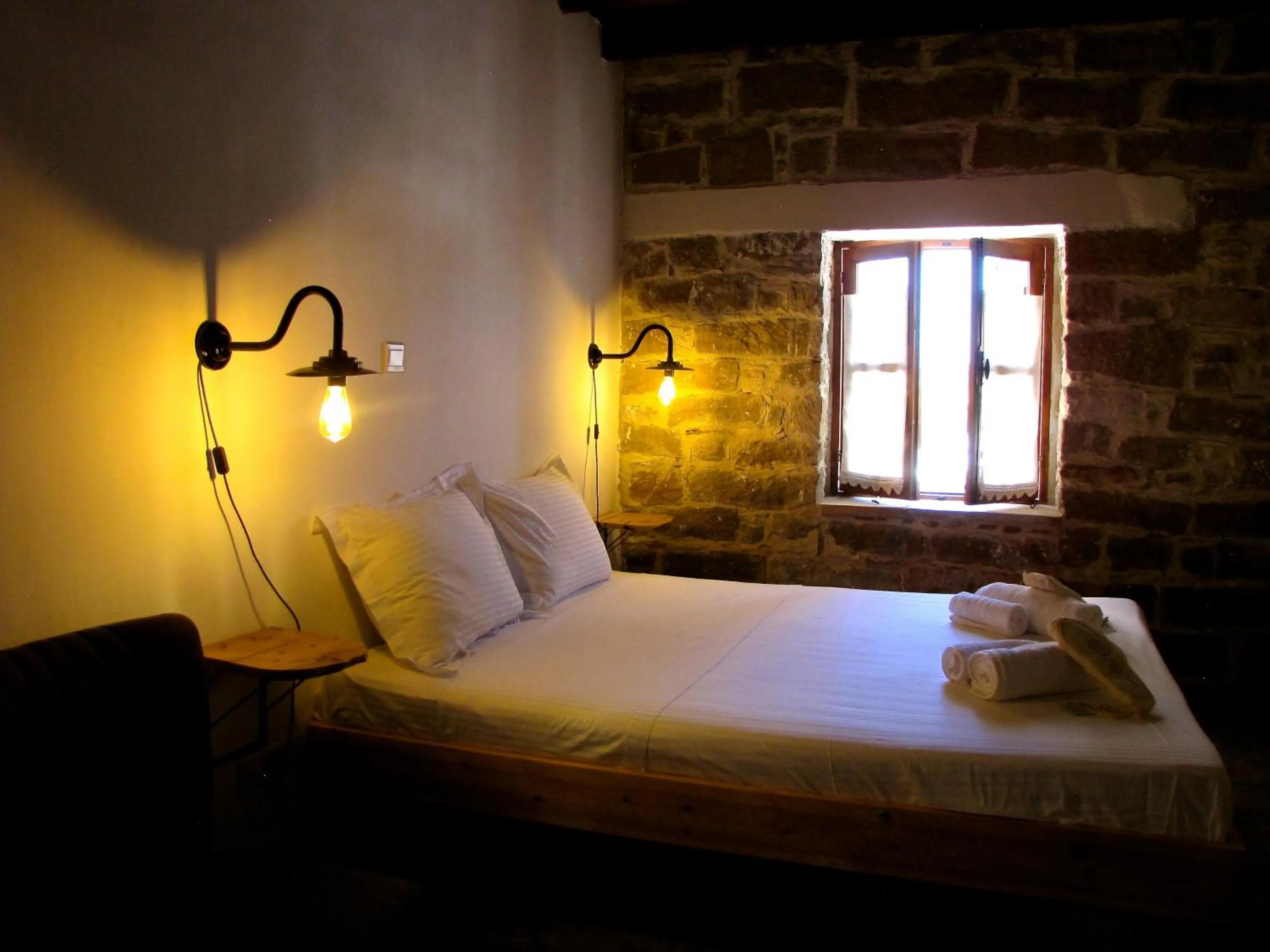 Bed in Saint Antonio Maroni