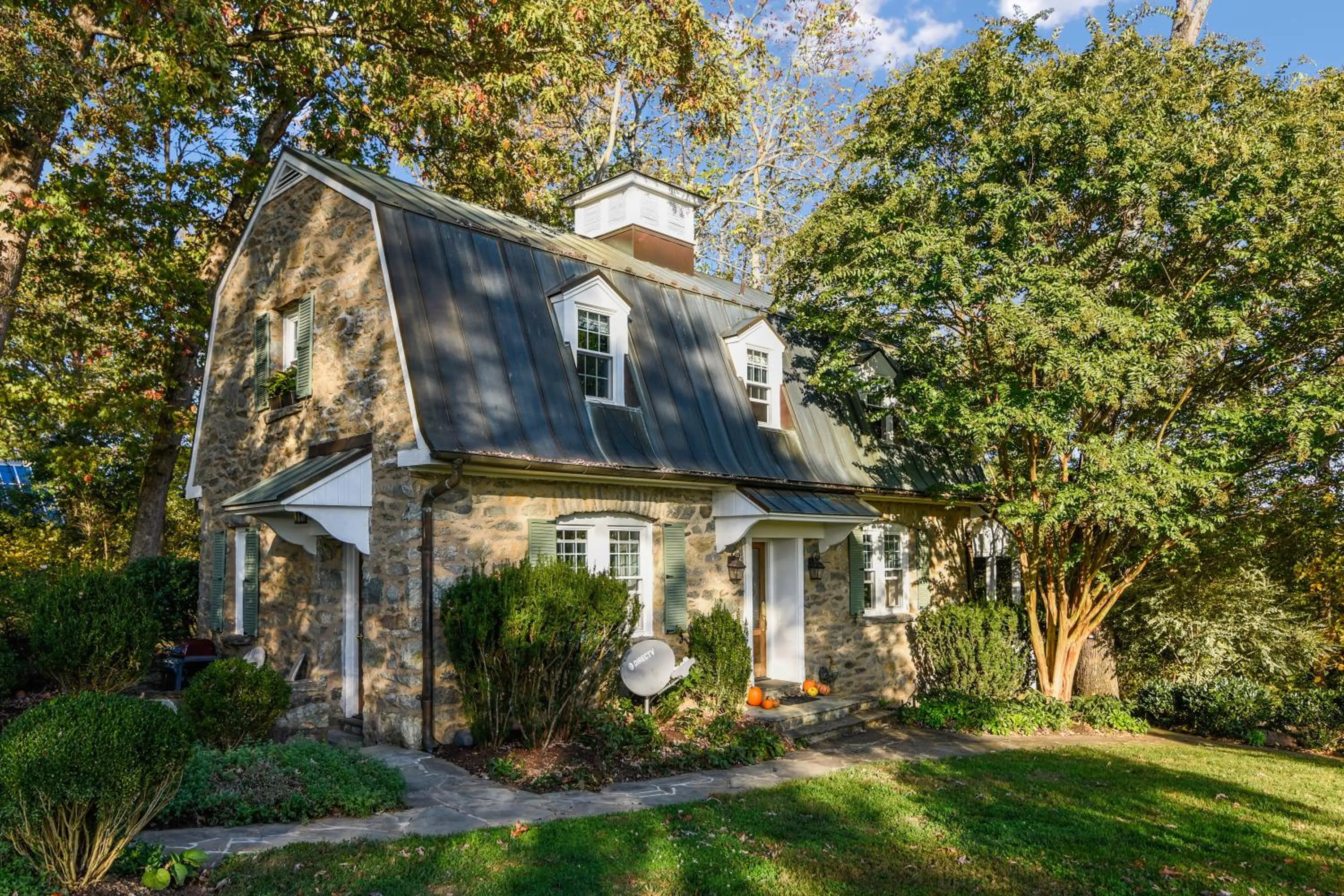 Property building in Goodstone Inn & Restaurant