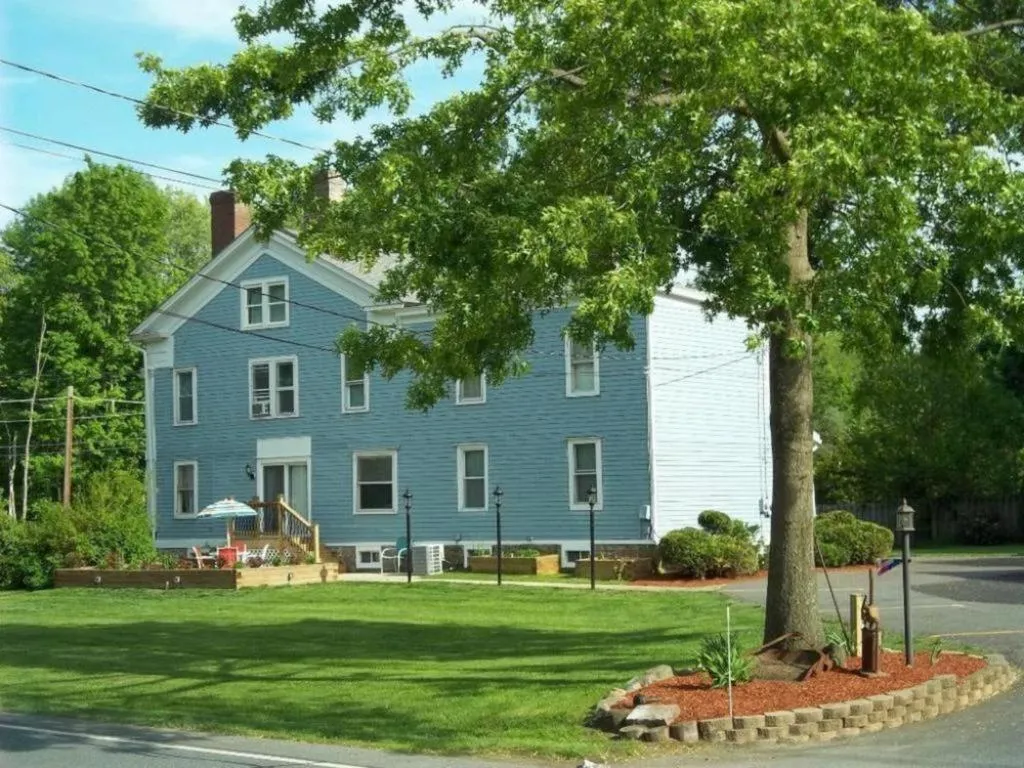 Property building in Tin Brook Bed & Breakfast