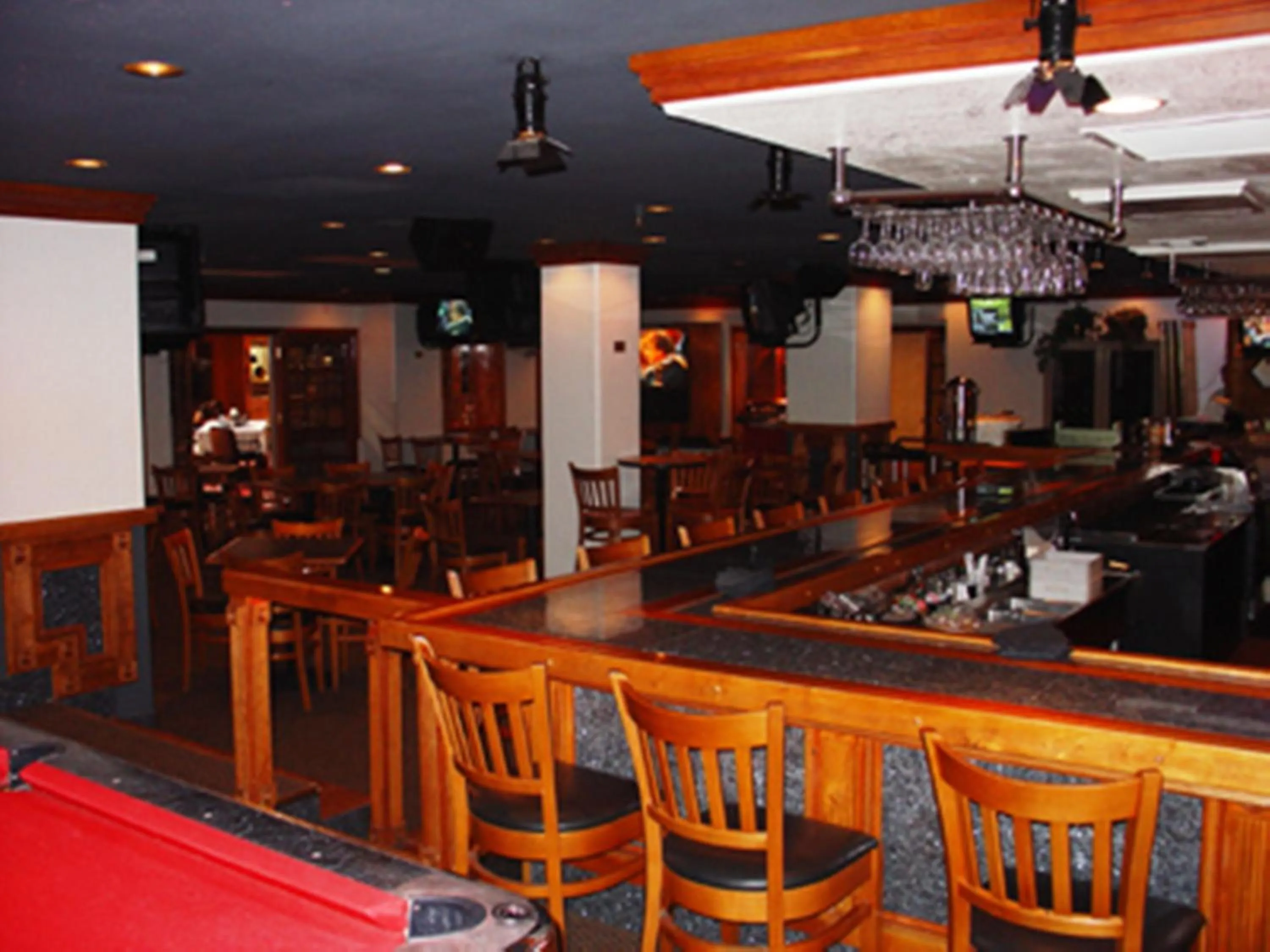 Lounge or bar in Ramada by Wyndham Viscount Suites Tucson East