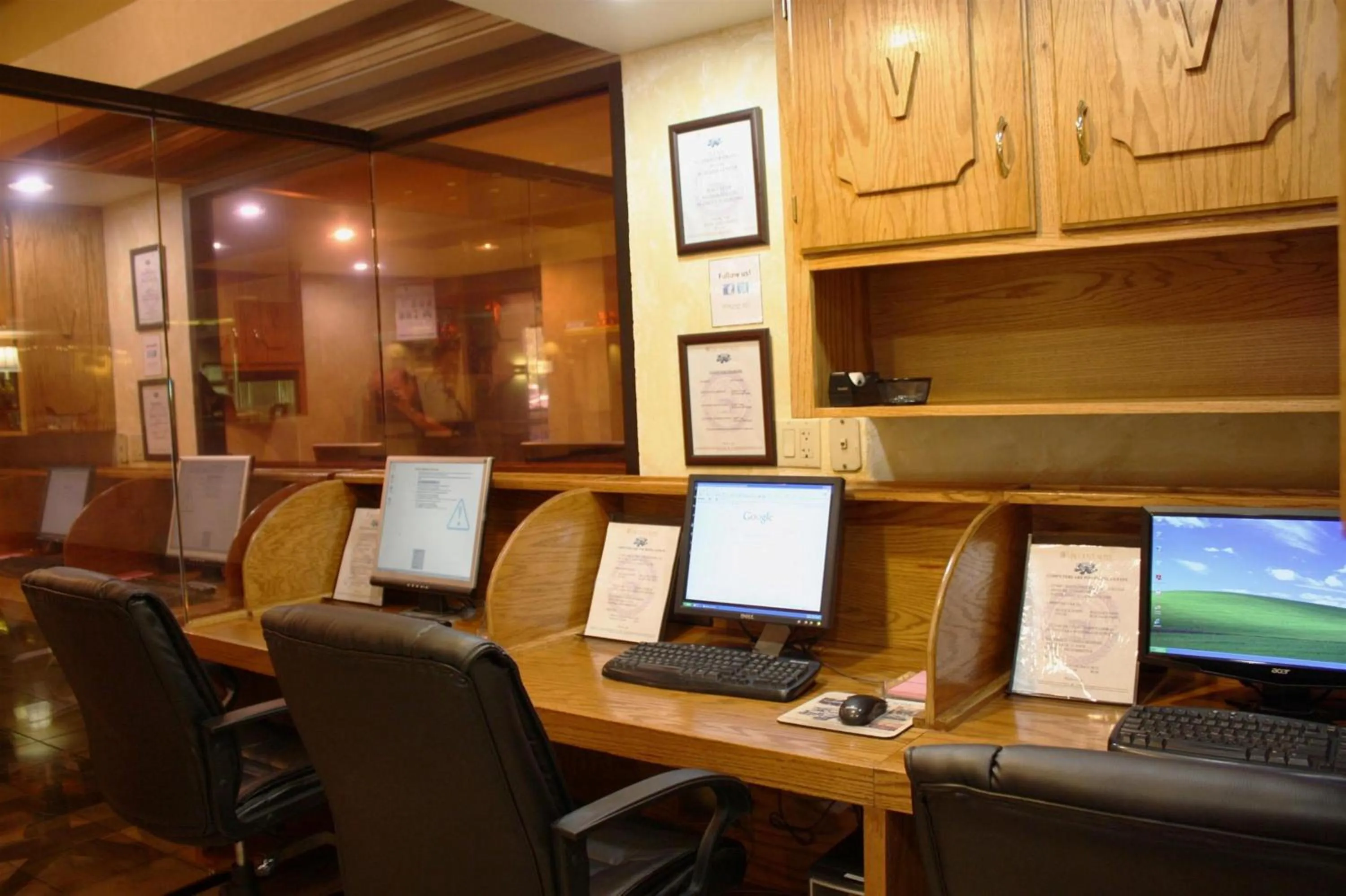 Business facilities in Ramada by Wyndham Viscount Suites Tucson East