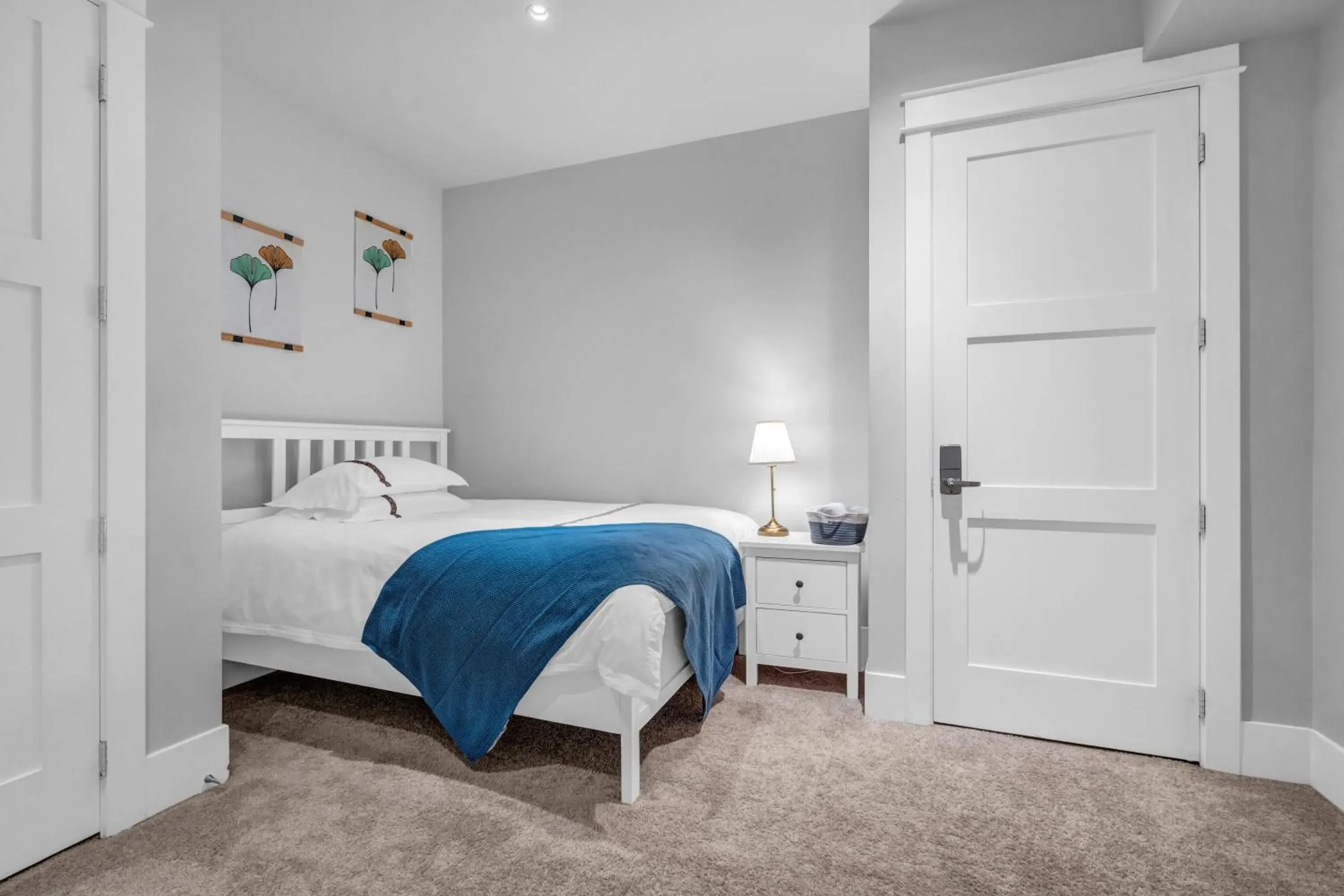 Economy Single Room - single occupancy in Vancouver West Cozy Retreat by Host Launch Economy Single Room - single occupancy in Vancouver West Cozy Retreat by Host Launch