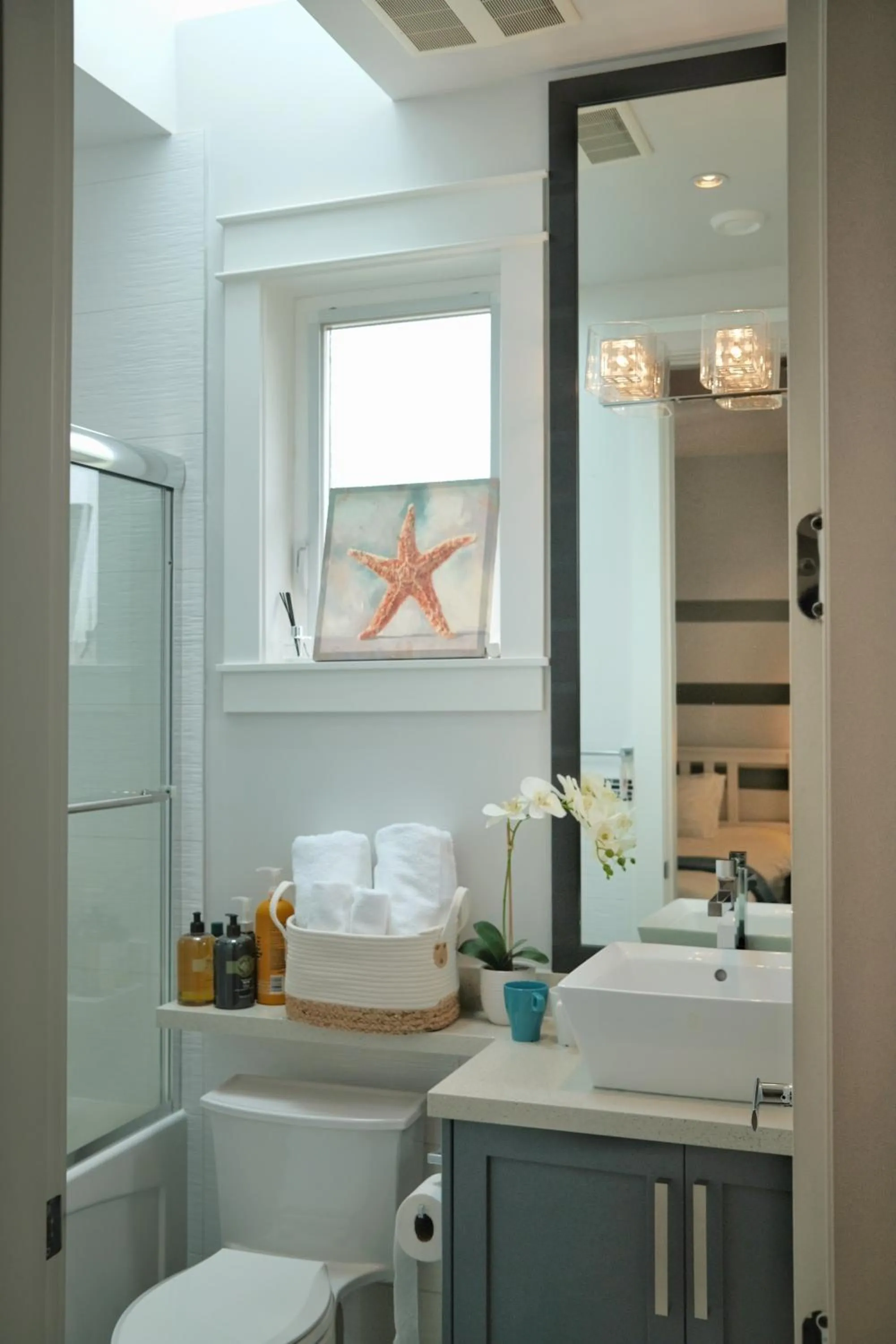 Bathroom in Vancouver West Cozy Retreat by Host Launch