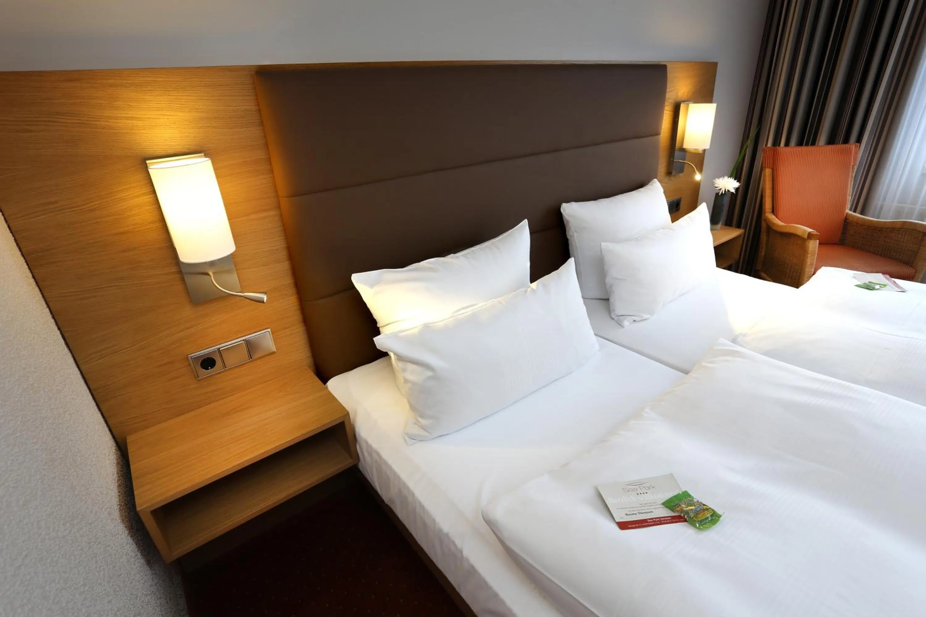 Photo of the whole room, Bed in See Park Janssen