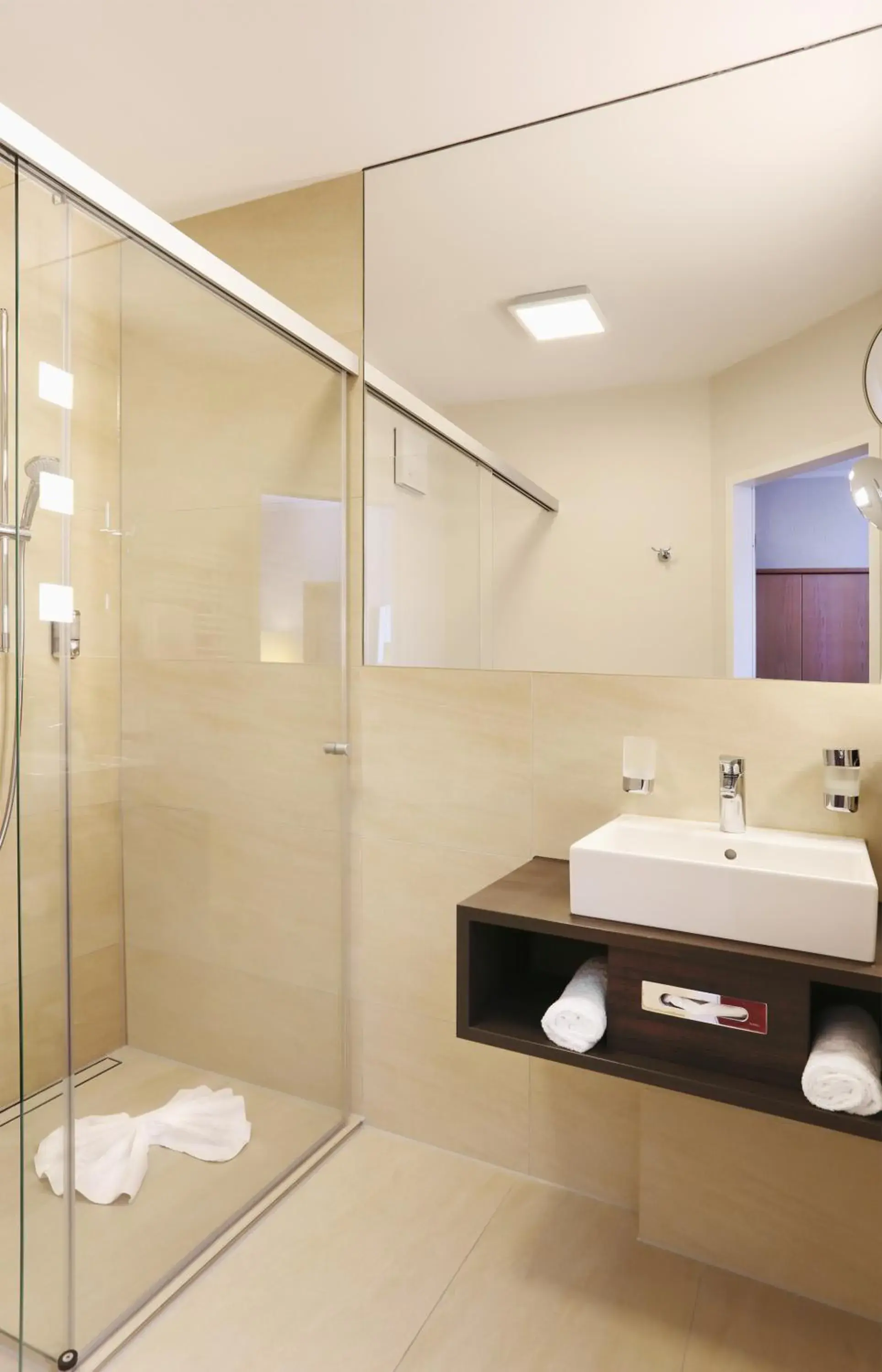 Standard Room - single occupancy in See Park Janssen Standard Room - single occupancy in See Park Janssen