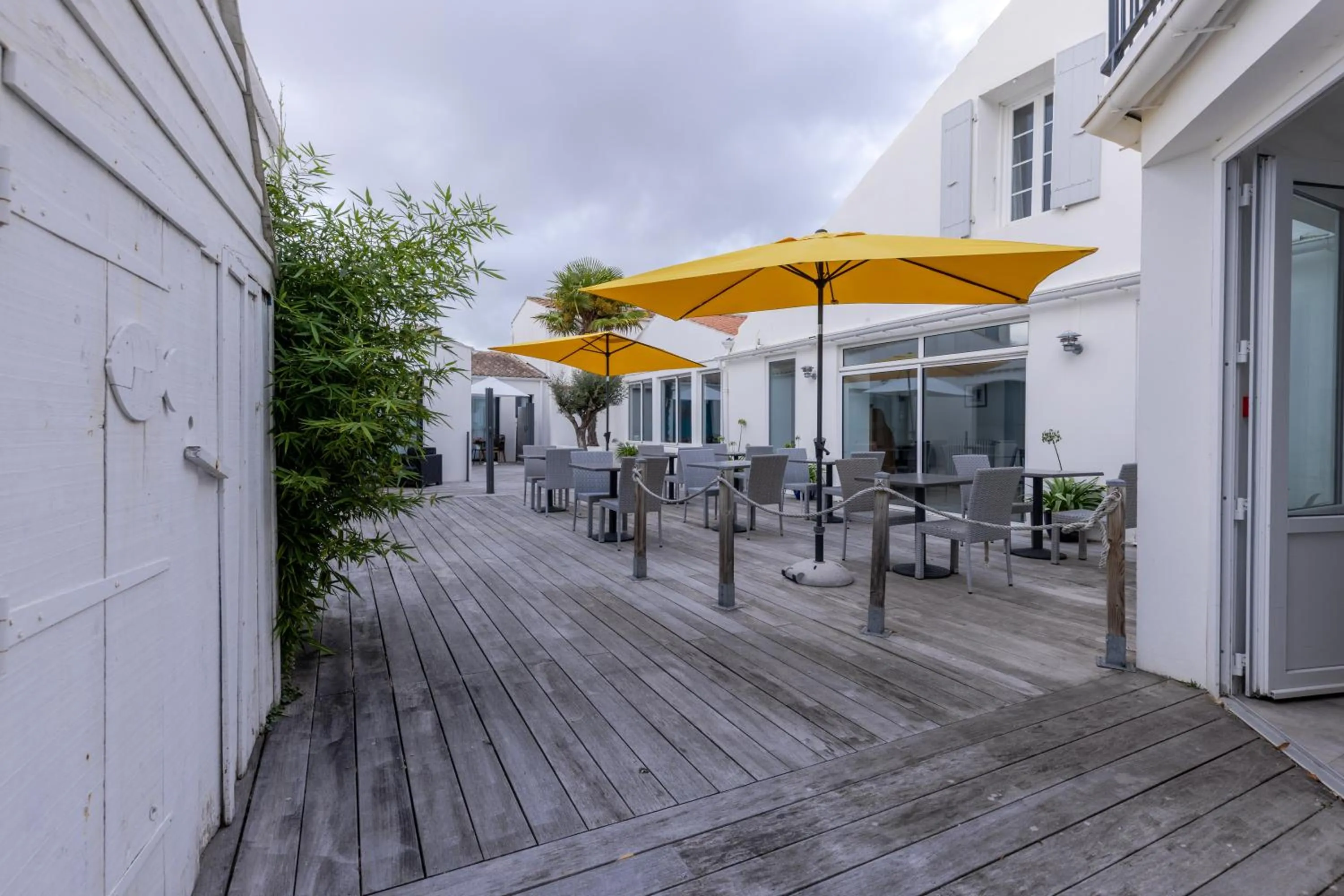 Patio in Hôtel Le Square