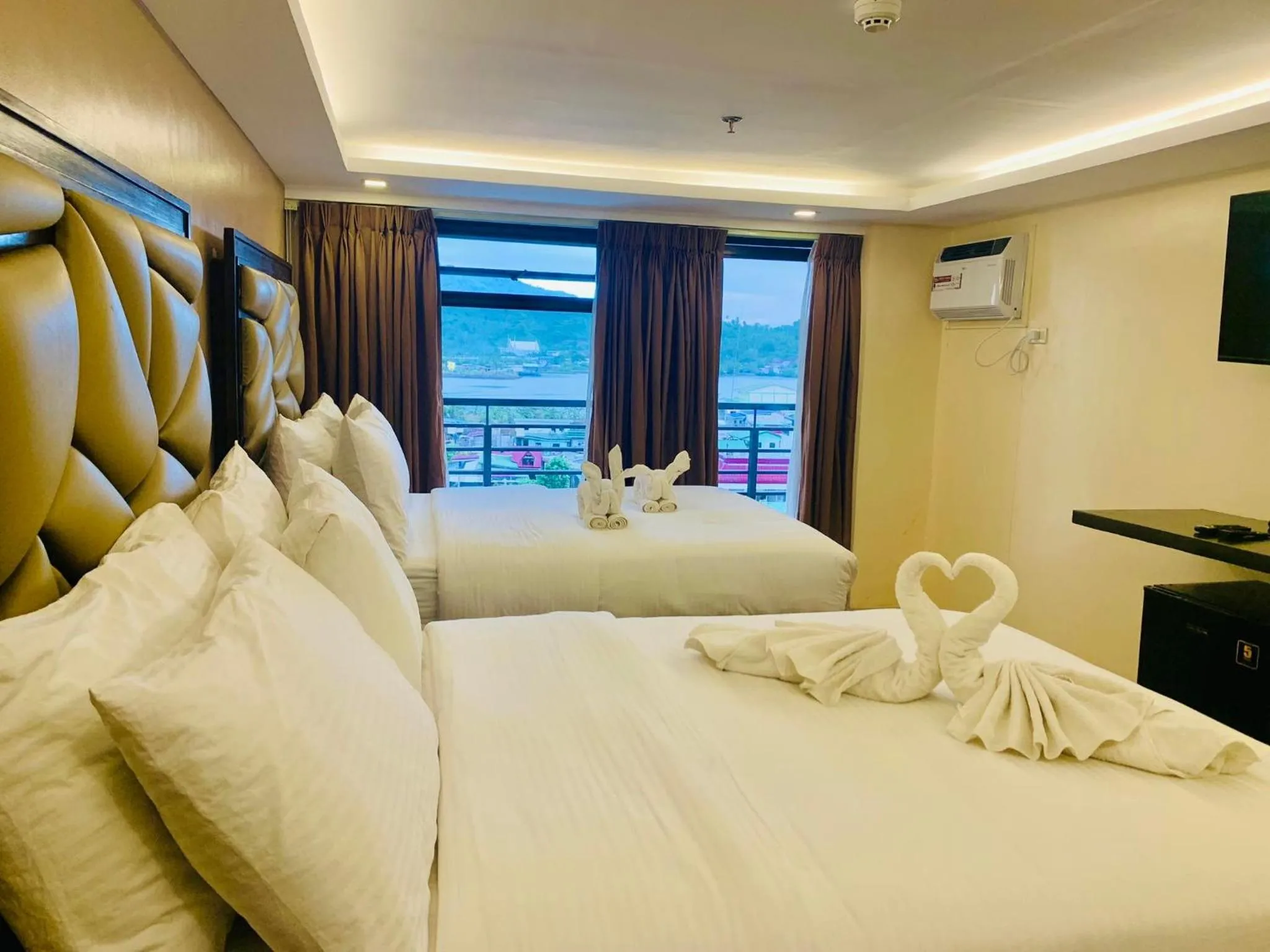 Bed in Treasure Island Hotel With Mini Water Adventure