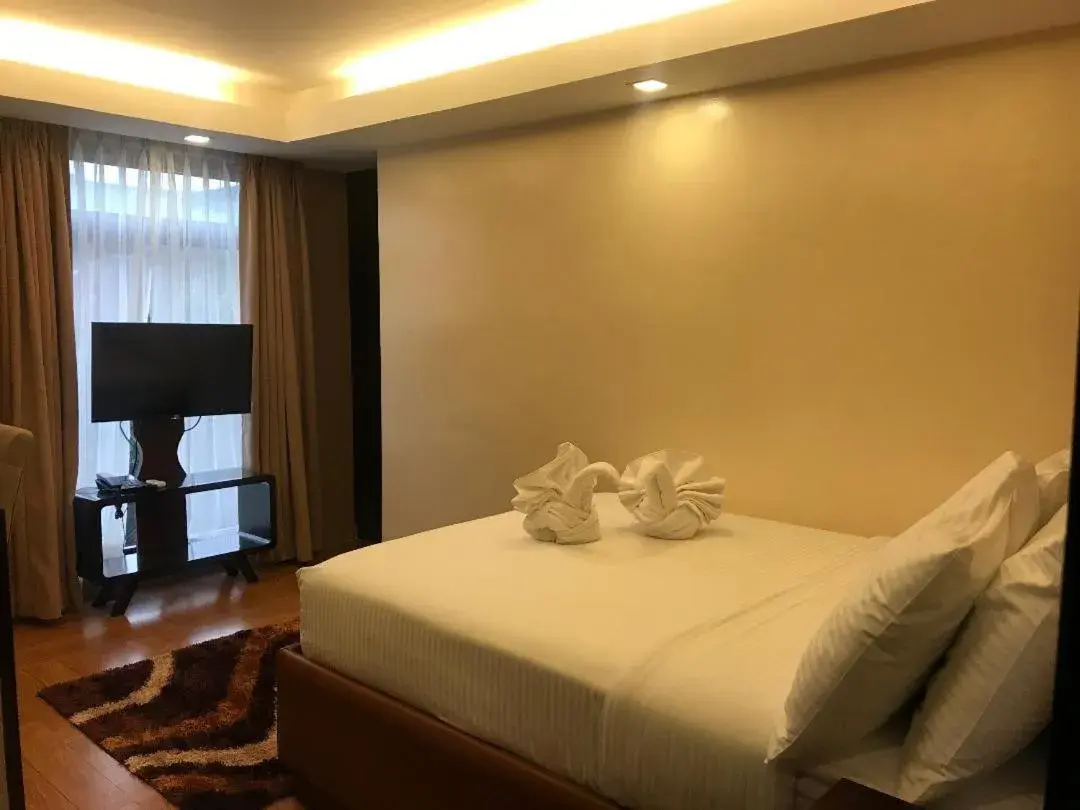 Superior Queen Room in Treasure Island Hotel With Mini Water Adventure Superior Queen Room in Treasure Island Hotel With Mini Water Adventure