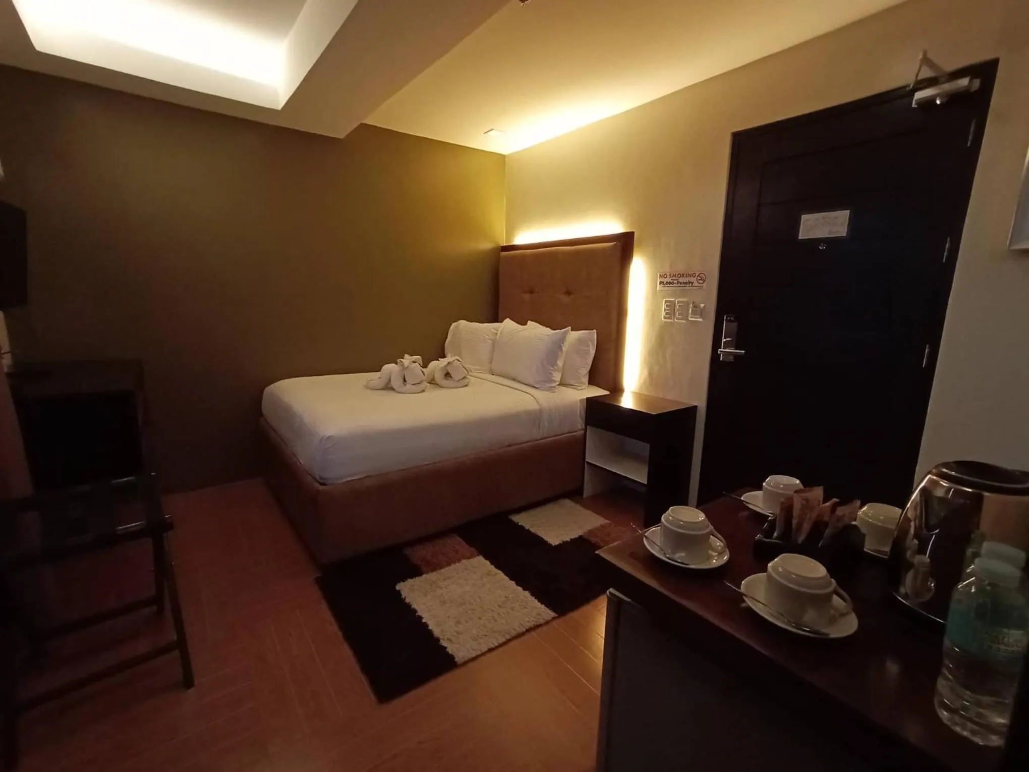 Bed in Treasure Island Hotel With Mini Water Adventure