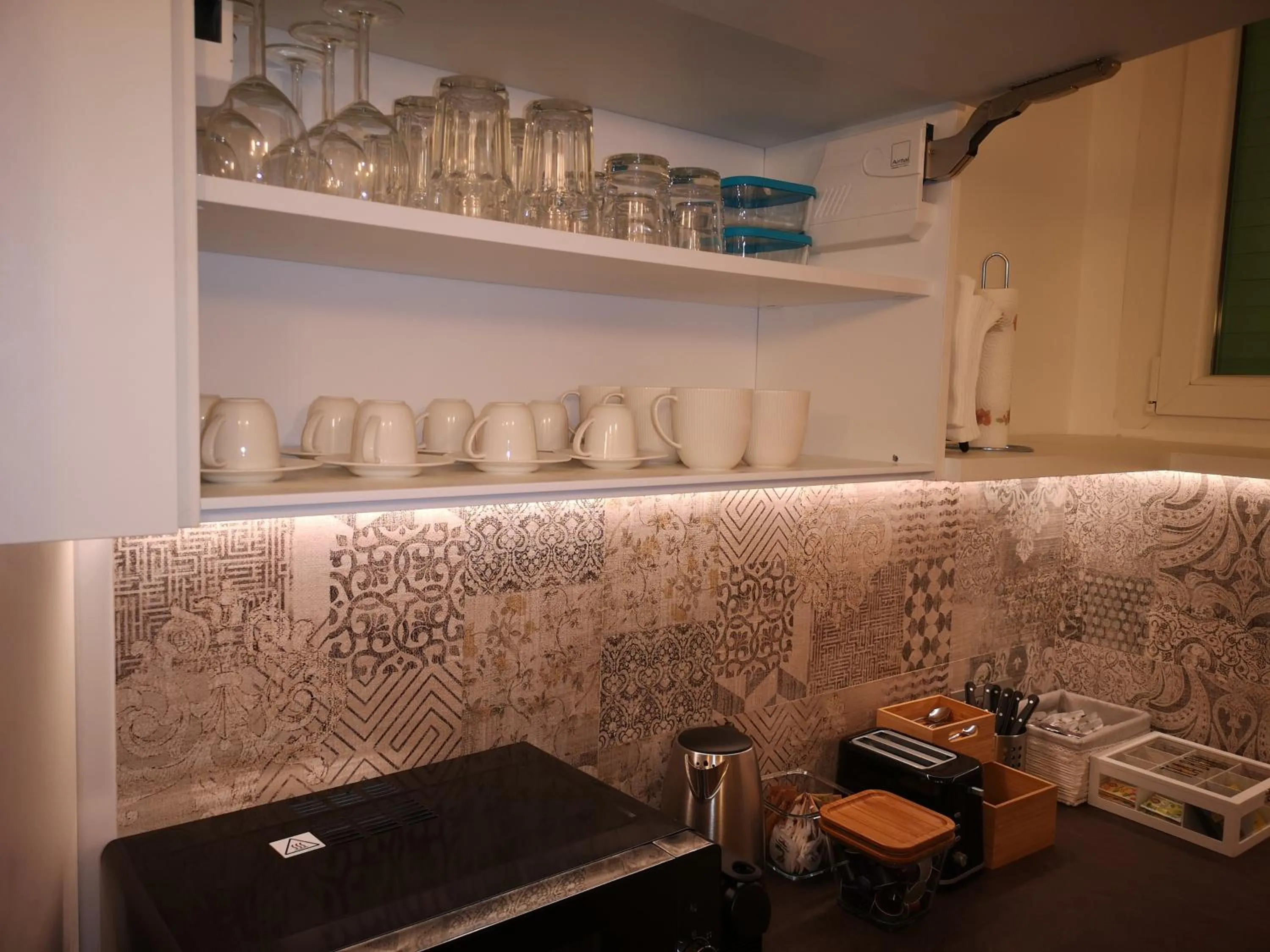Communal kitchen in 2 Navigli