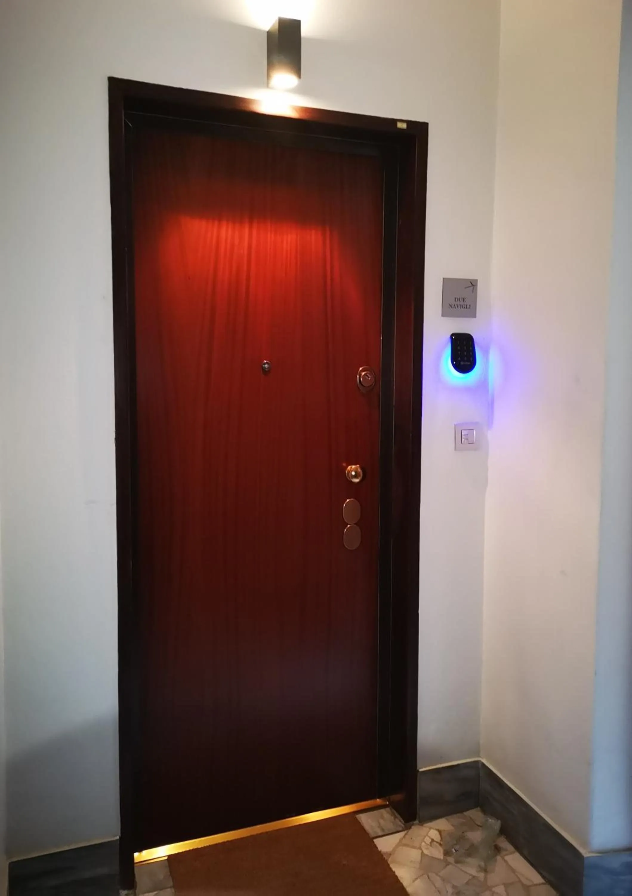 Facade/entrance in 2 Navigli