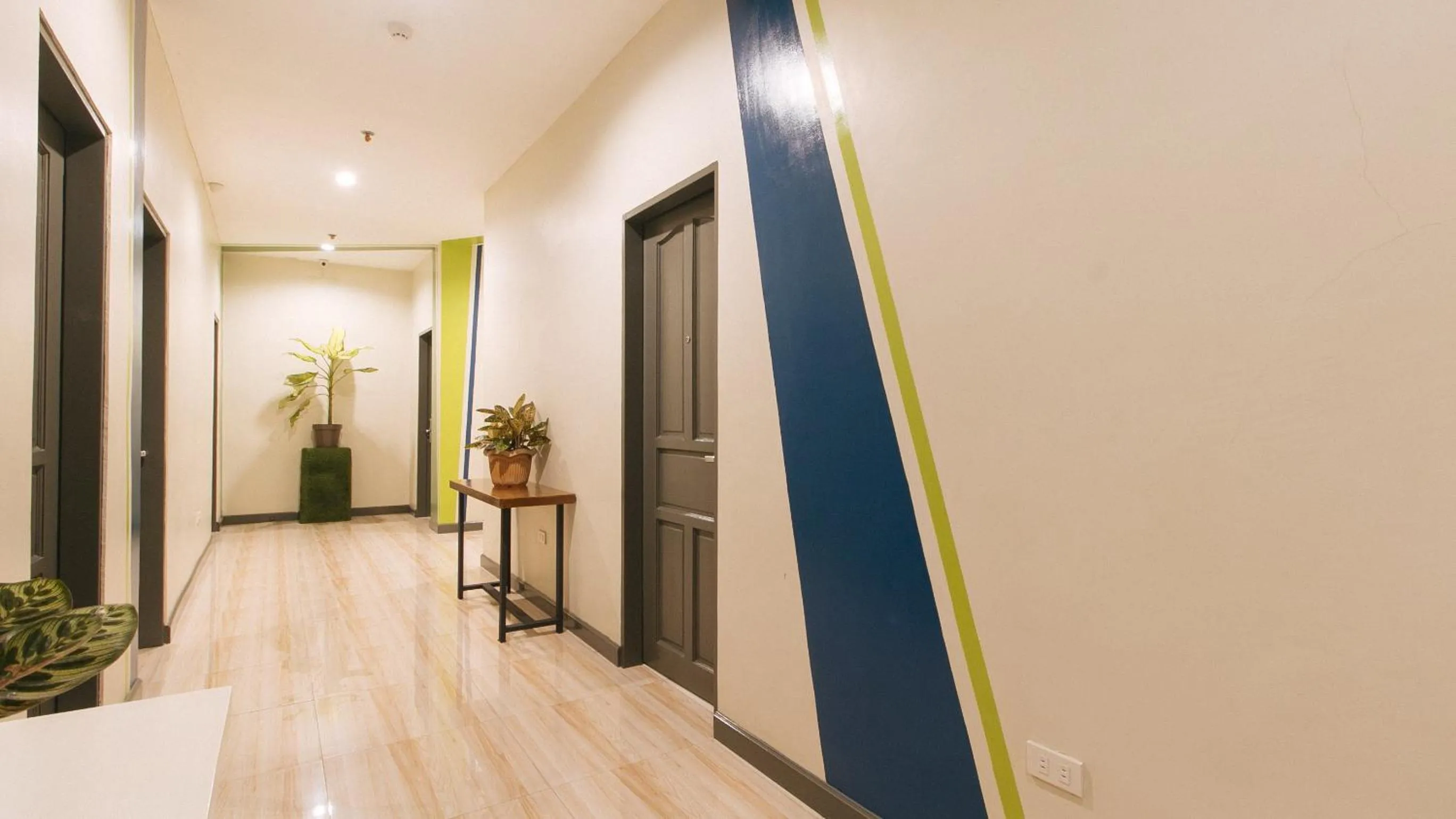 Lobby or reception in UrbanView at Lacson Street Bacolod City by RedDoorz