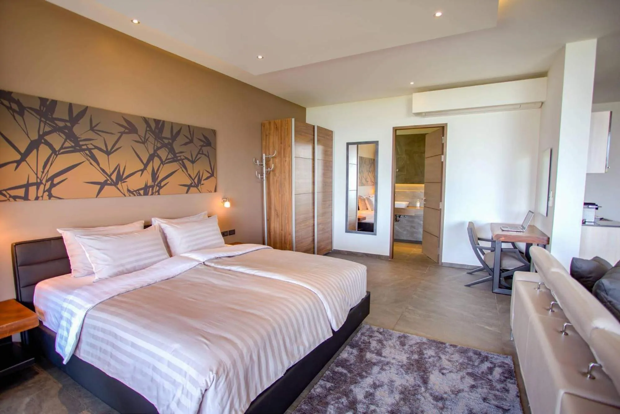 Bed in Ocean Rock Kalim