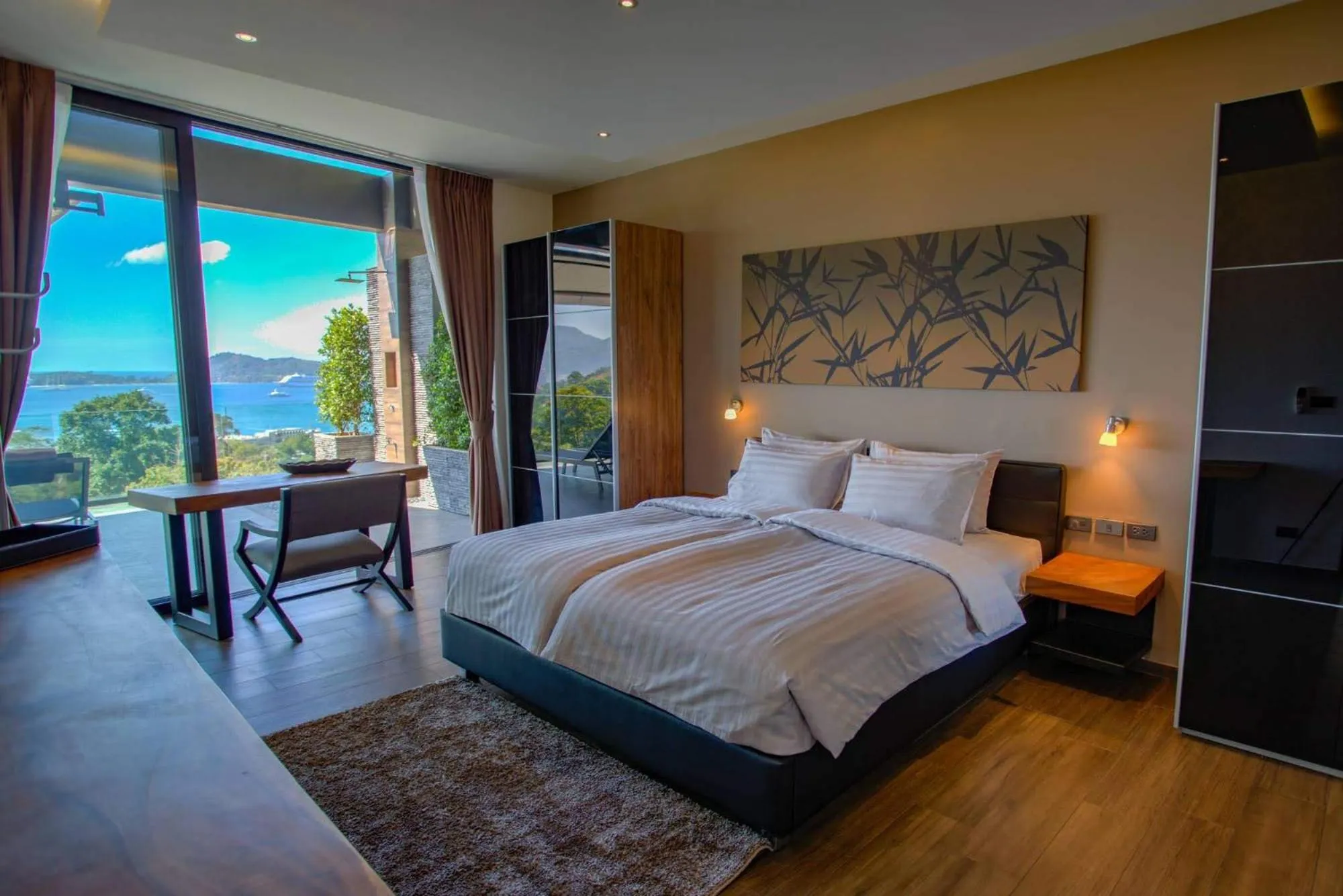 Bedroom, Bed in Ocean Rock Kalim