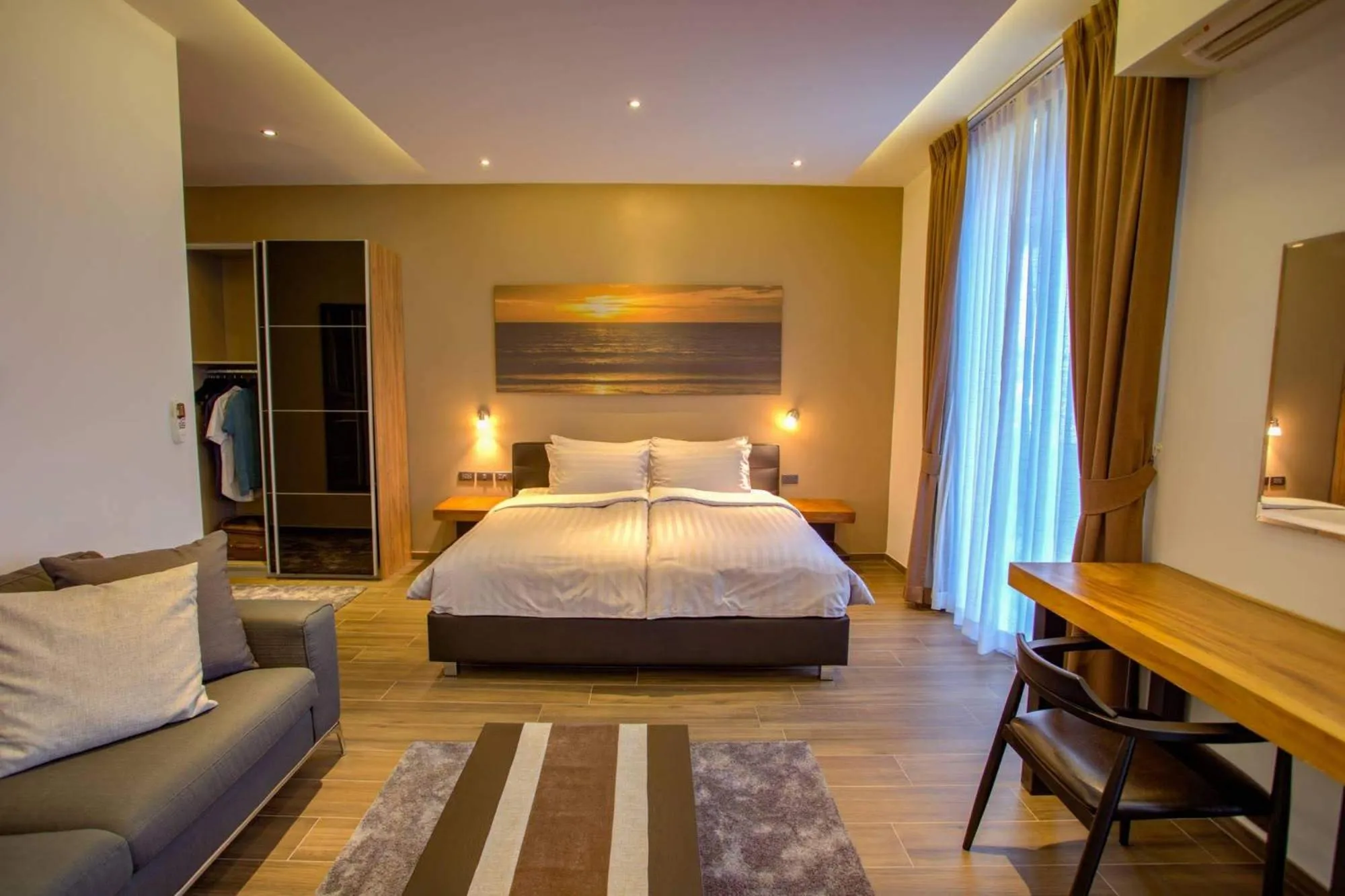 Bed in Ocean Rock Kalim