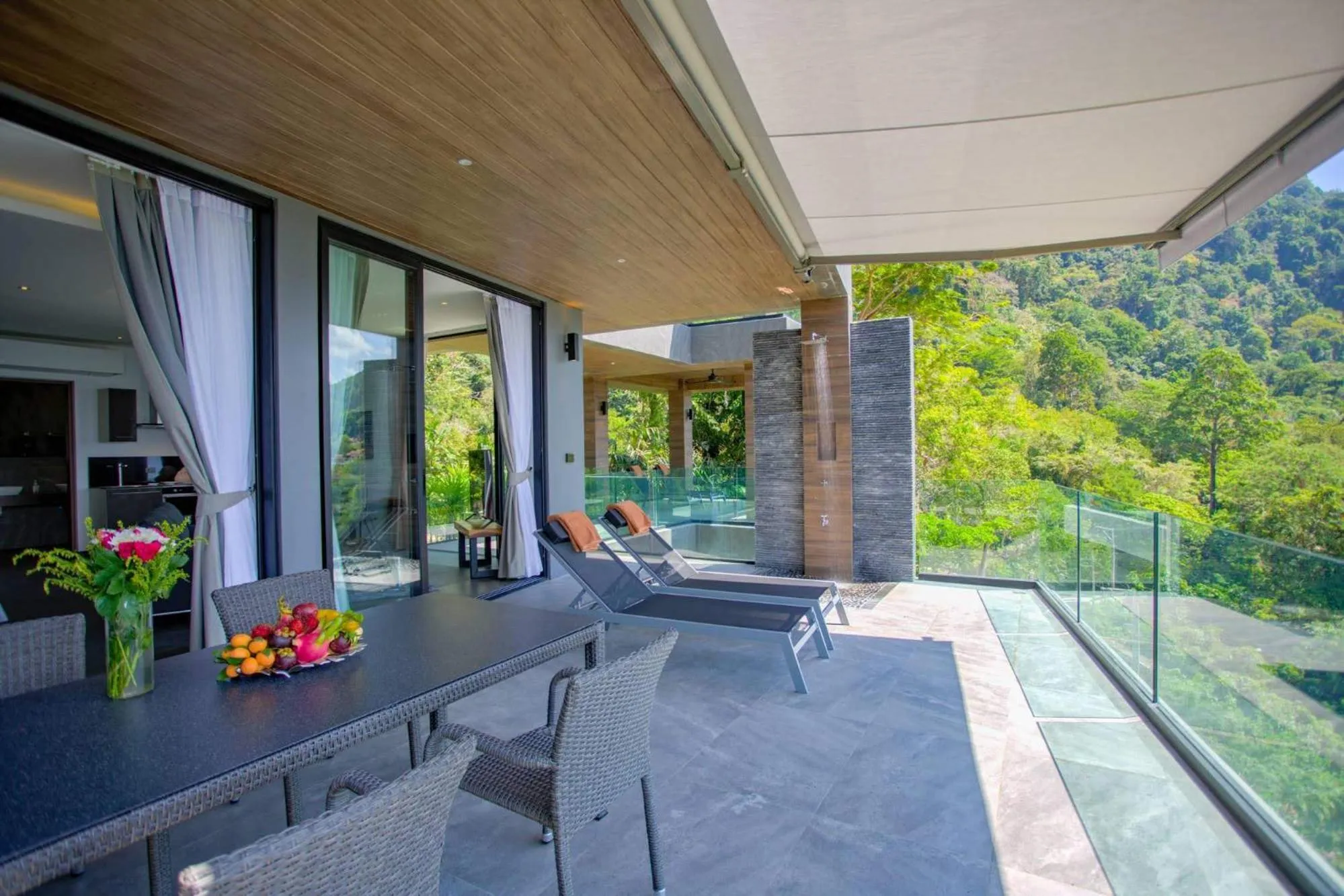 Patio in Ocean Rock Kalim