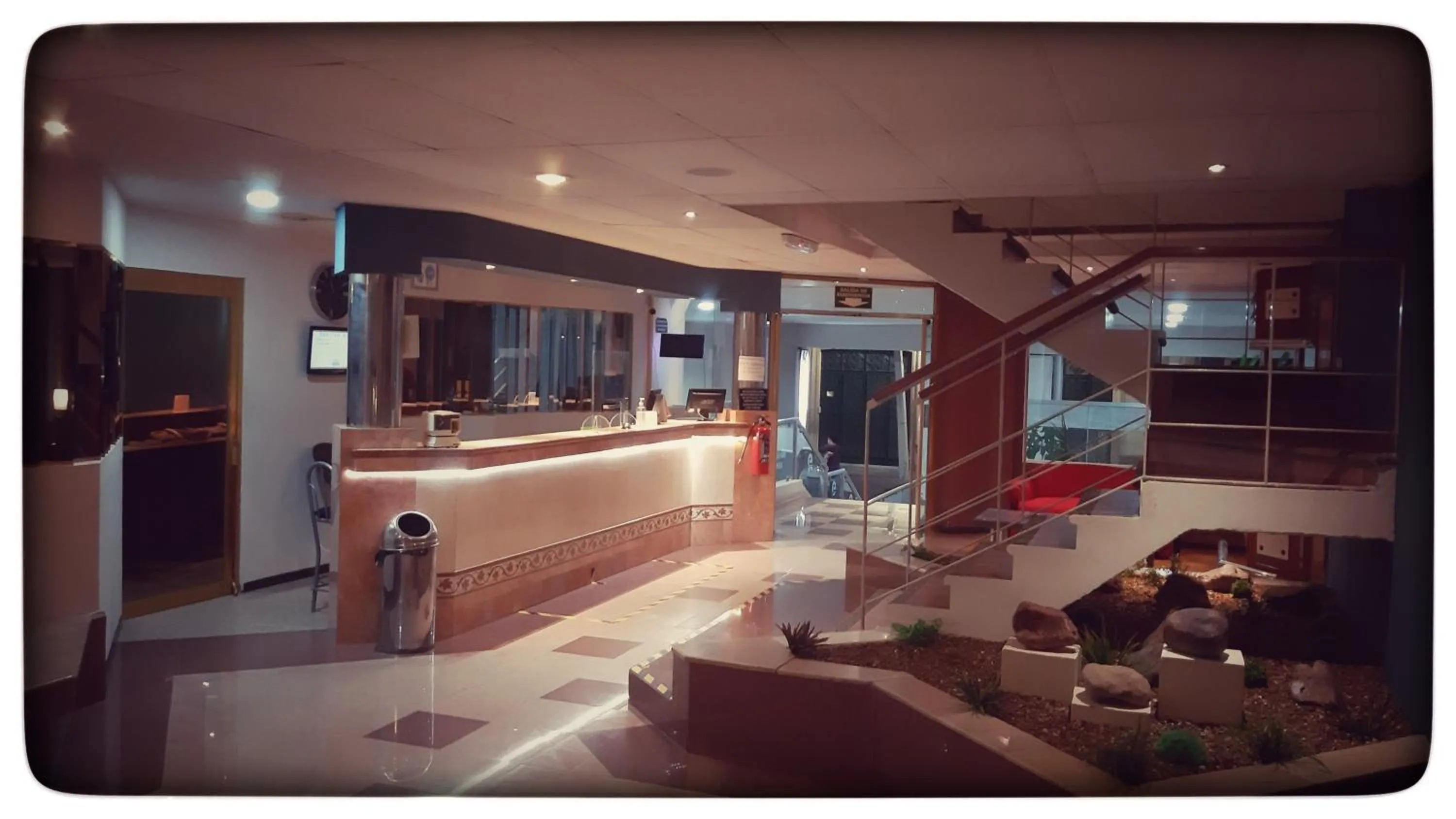 Hotel Enterprise Inn Plaza