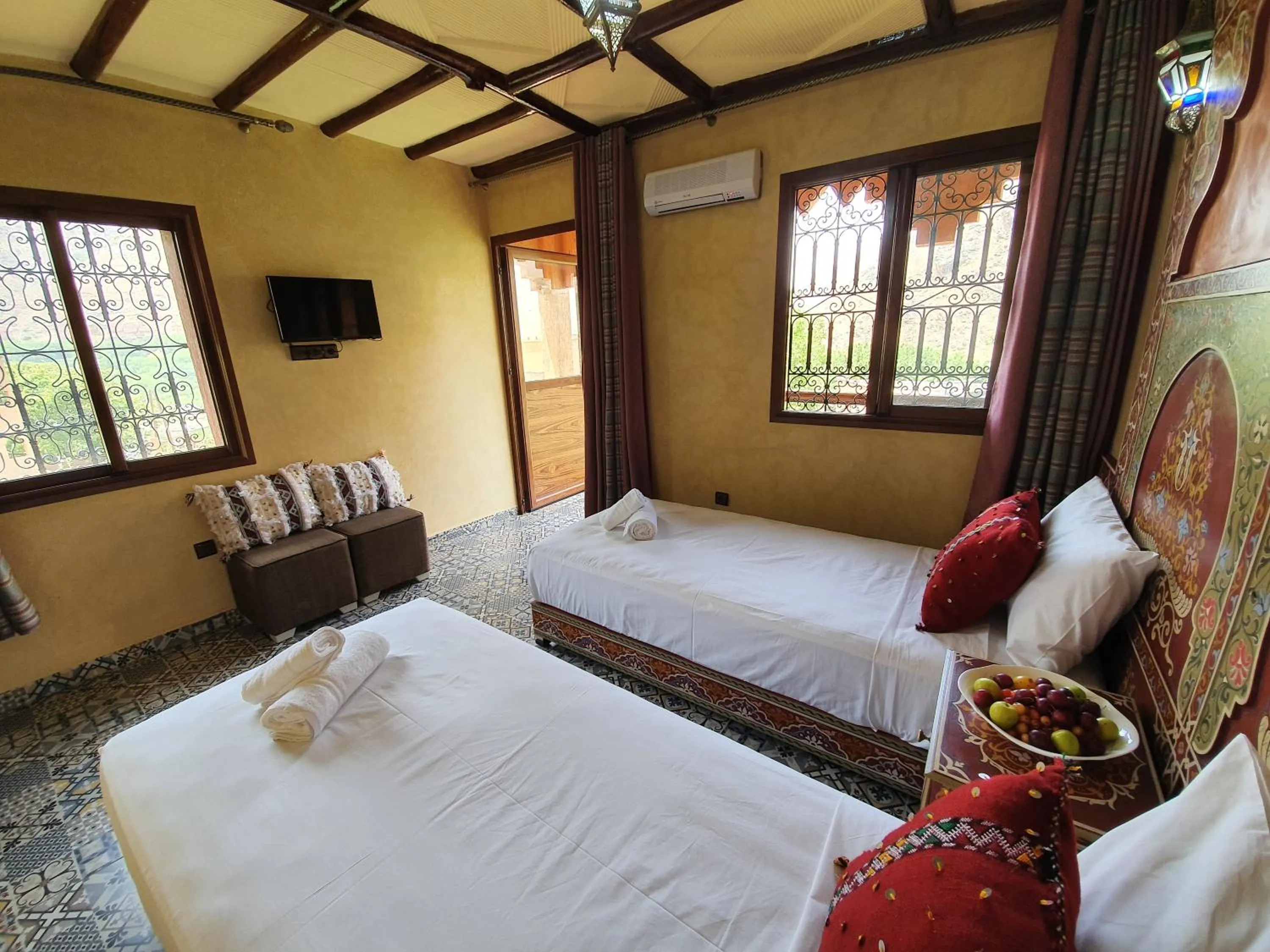 Bed in Dar Assarou - Toubkal National Park Lodge