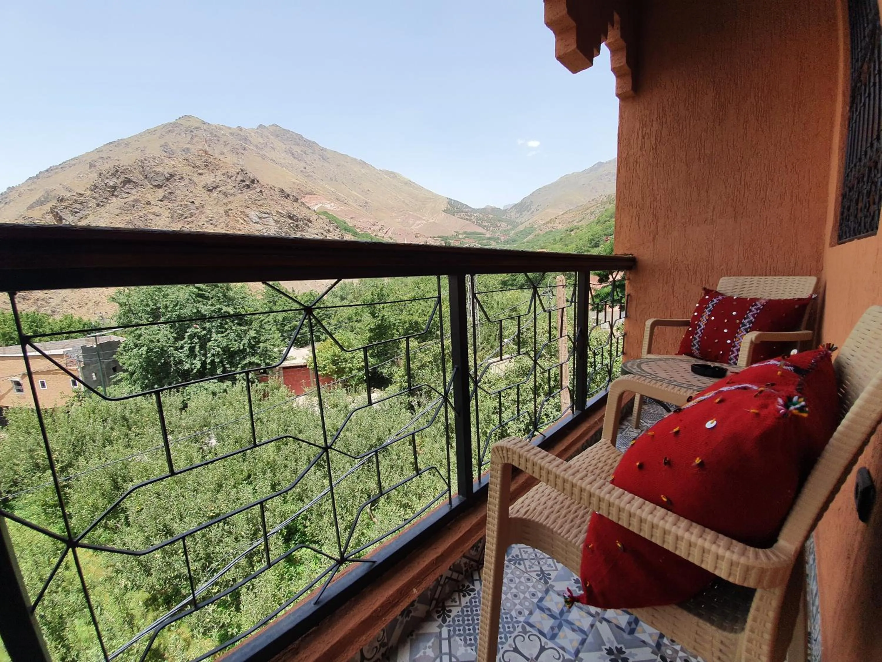 Mountain view in Dar Assarou - Toubkal National Park Lodge