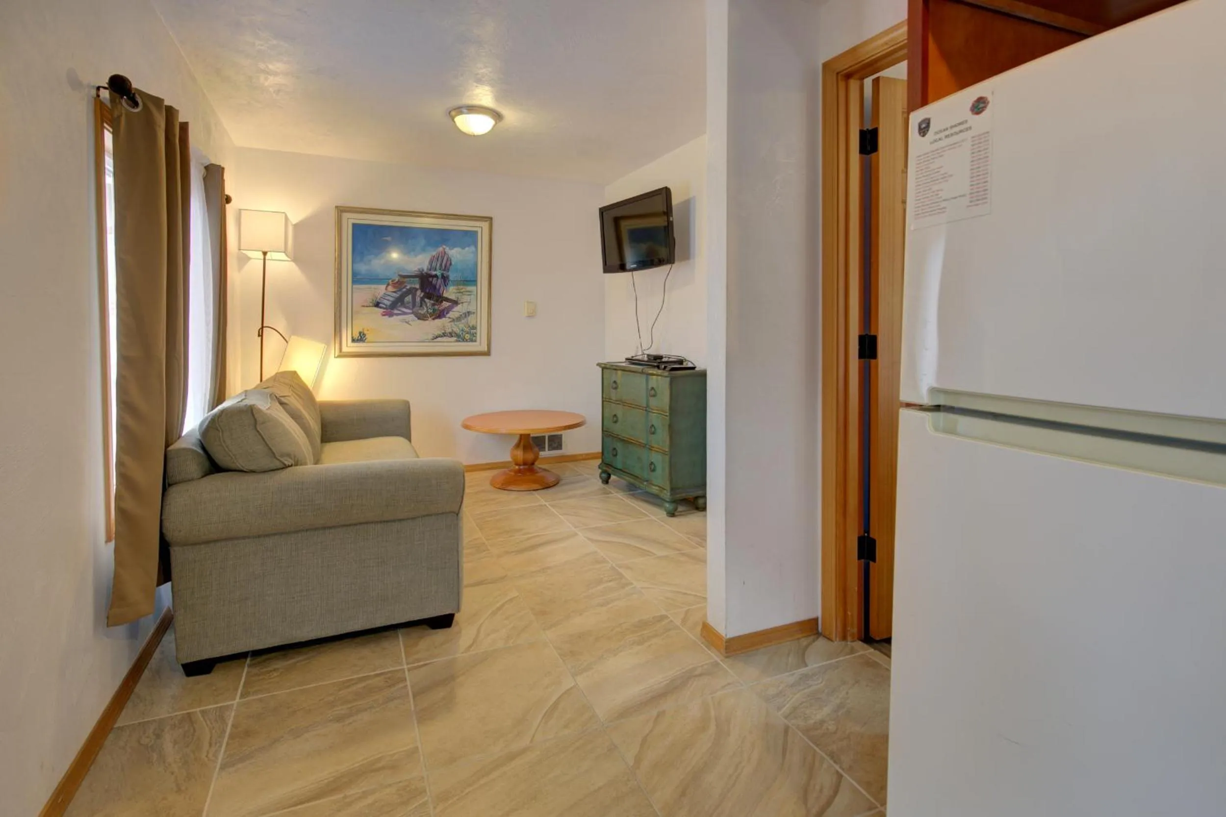 Living room in Westerly Motel