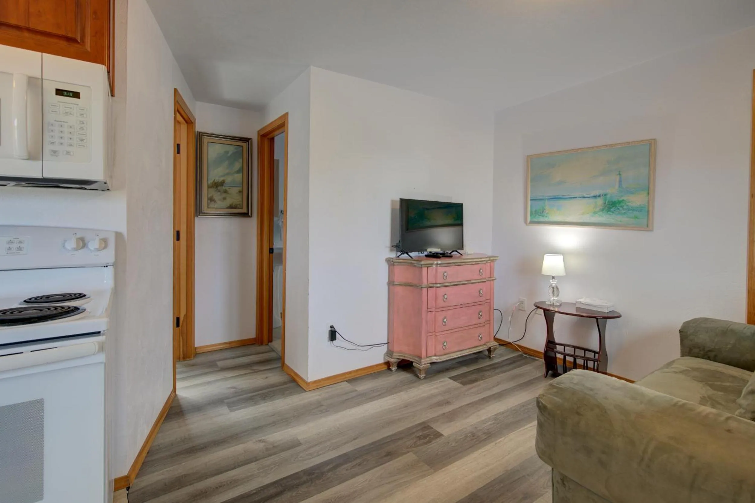 Living room in Westerly Motel