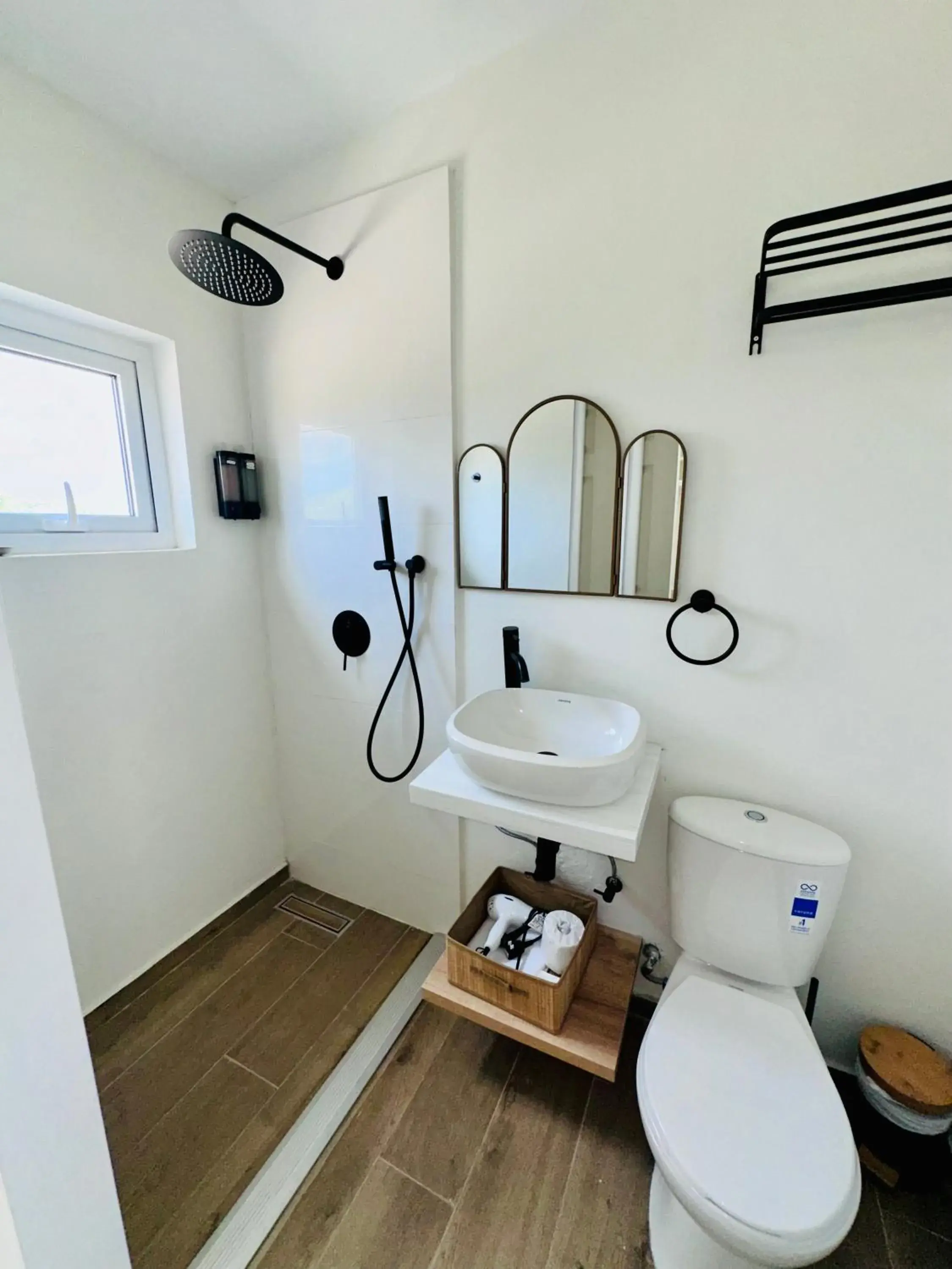 Studio with Pool View in Vistalmar Ocean Suites Studio with Pool View in Vistalmar Ocean Suites