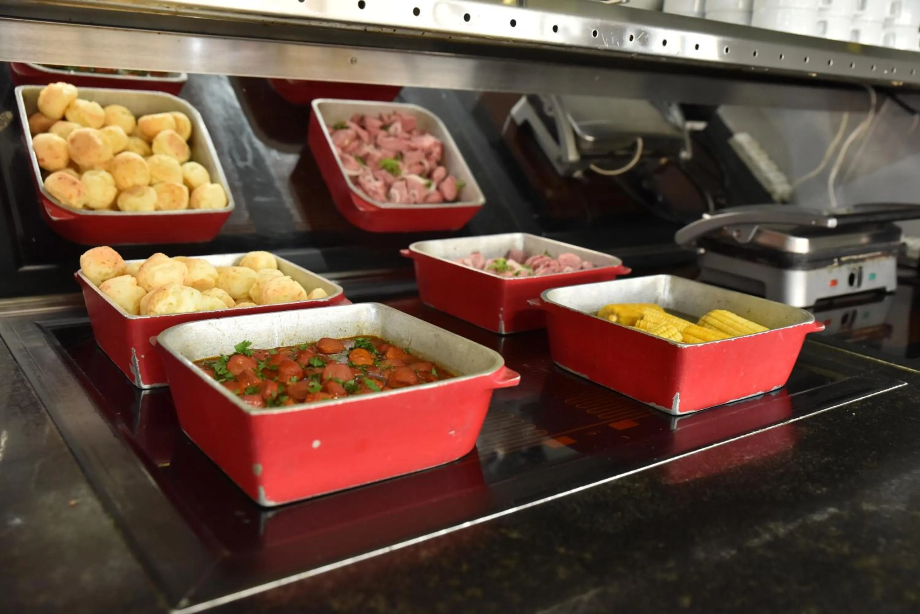 Breakfast in Plaza Inn Small Town Flat