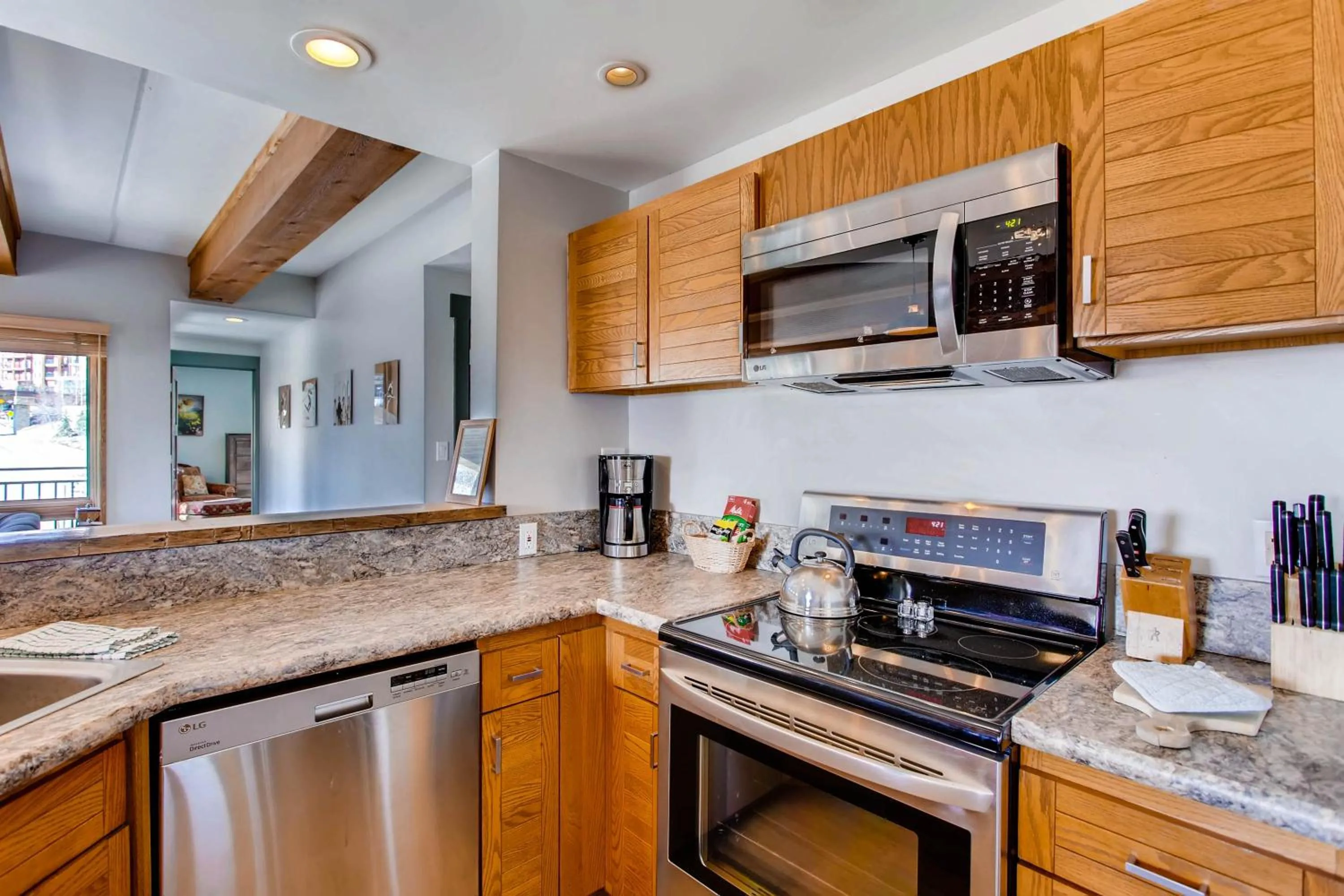 The Plaza Condominiums, A Vail Resorts Property