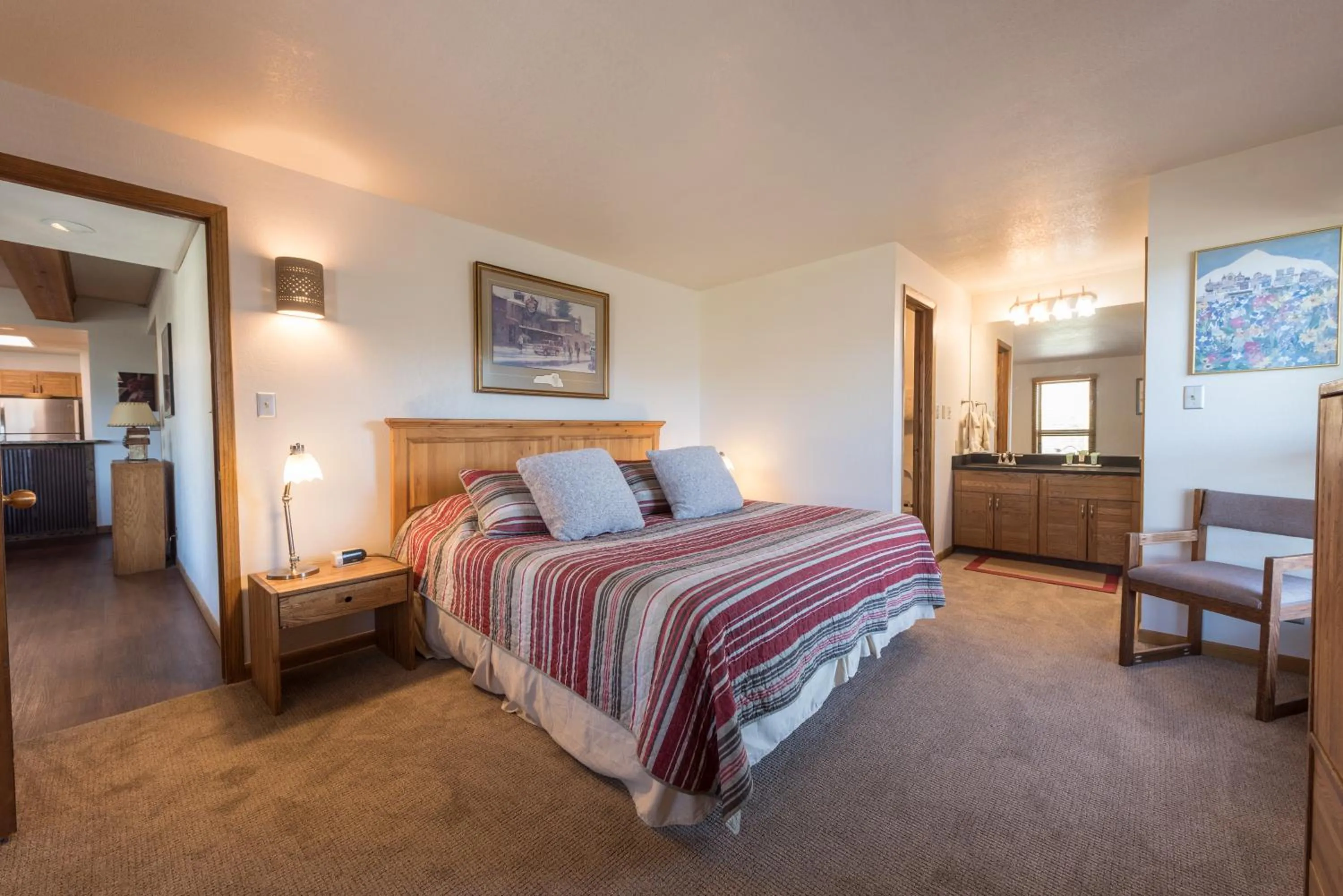 Bed in The Plaza Condominiums, A Vail Resorts Property