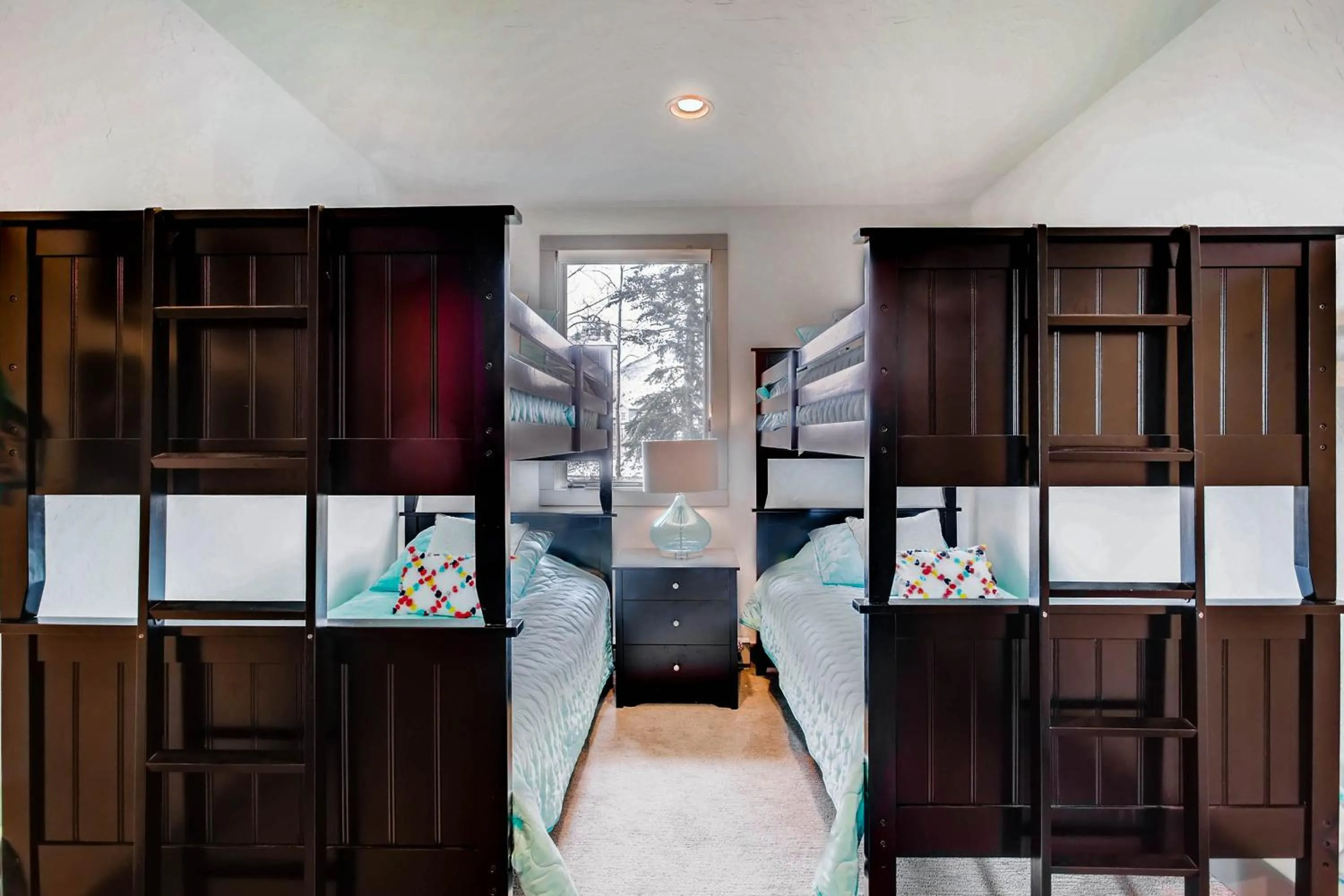 Bed in The Plaza Condominiums, A Vail Resorts Property