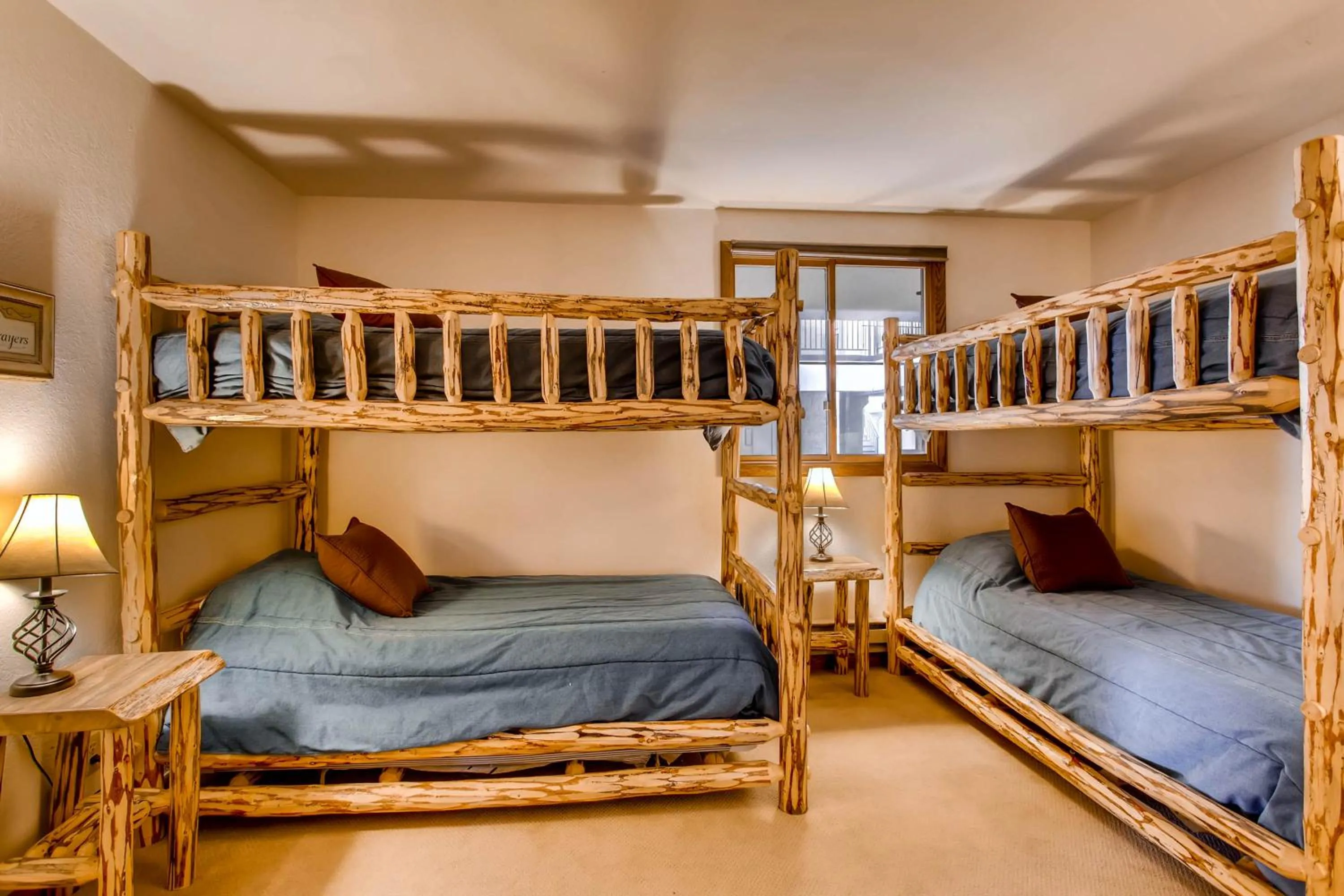 Bed in The Plaza Condominiums, A Vail Resorts Property
