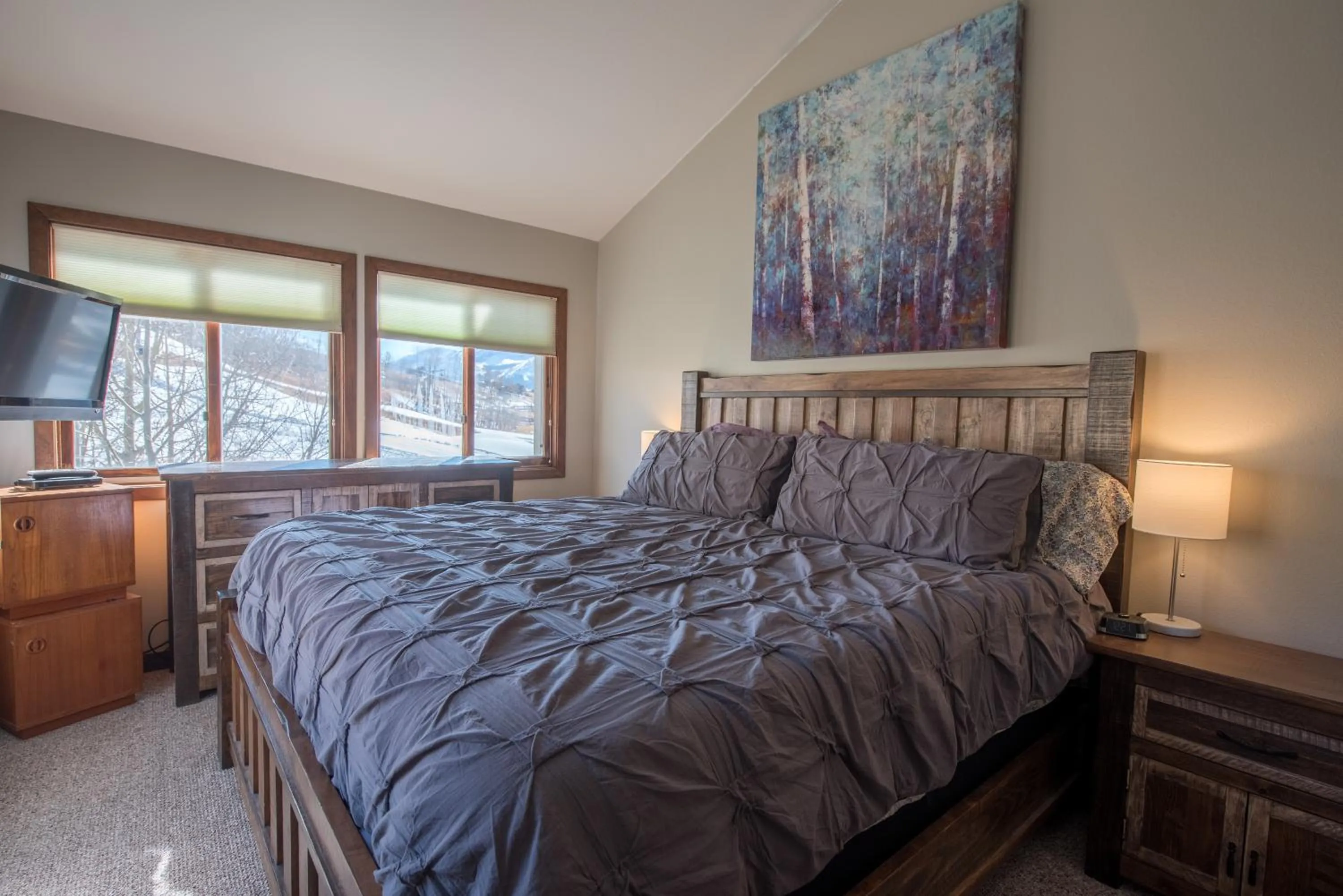 Bed in The Plaza Condominiums, A Vail Resorts Property