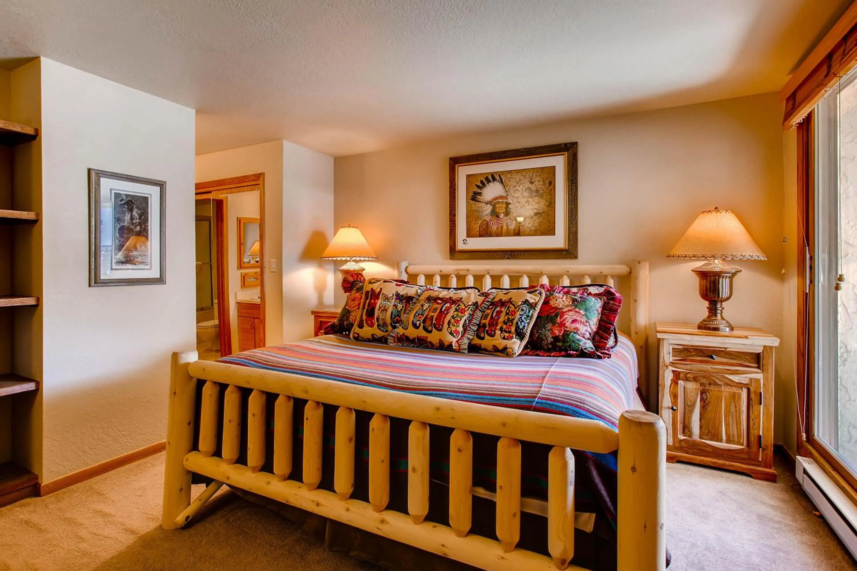 Bed in The Plaza Condominiums, A Vail Resorts Property