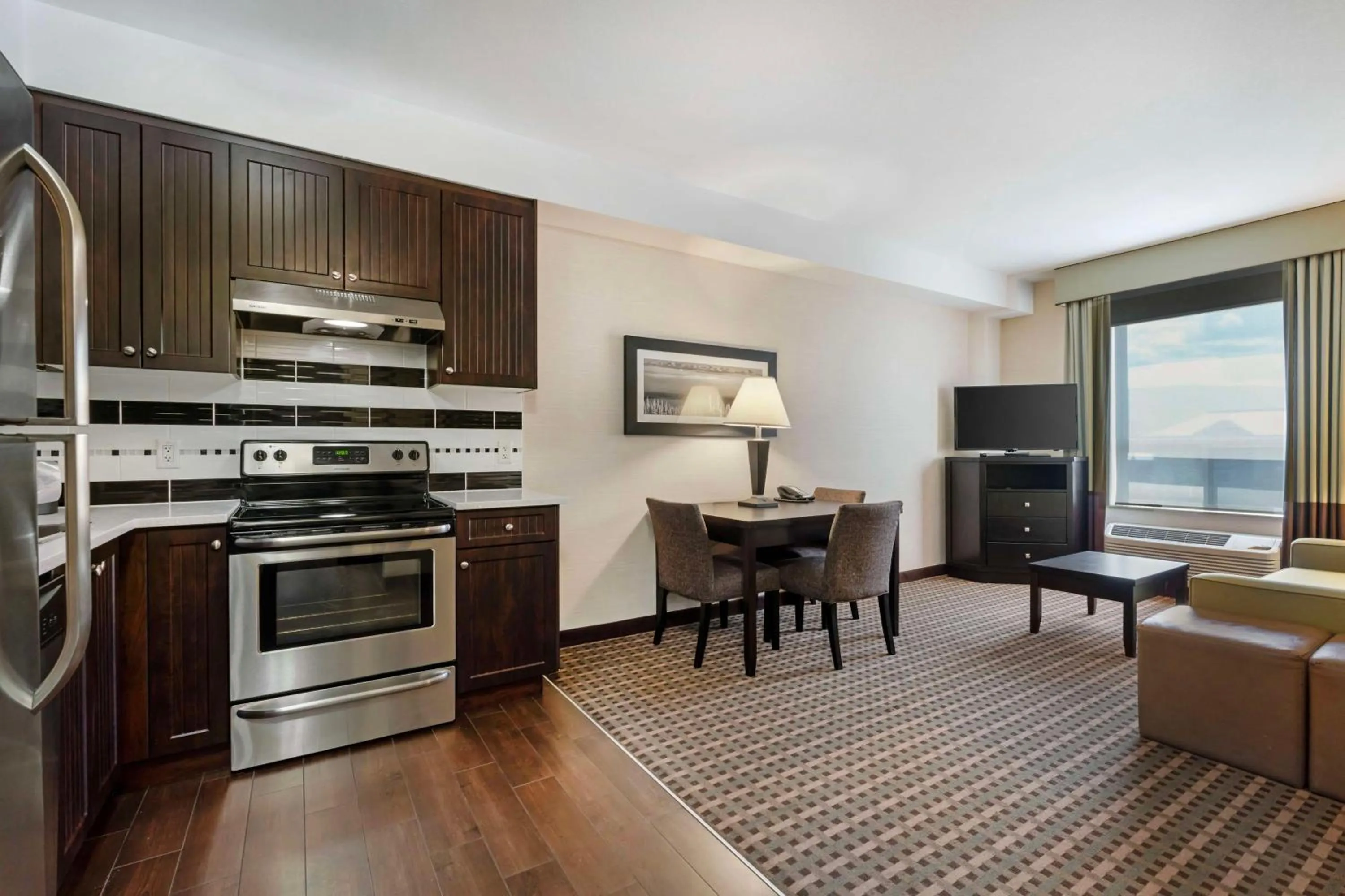 Bedroom in Best Western Pacific Inn