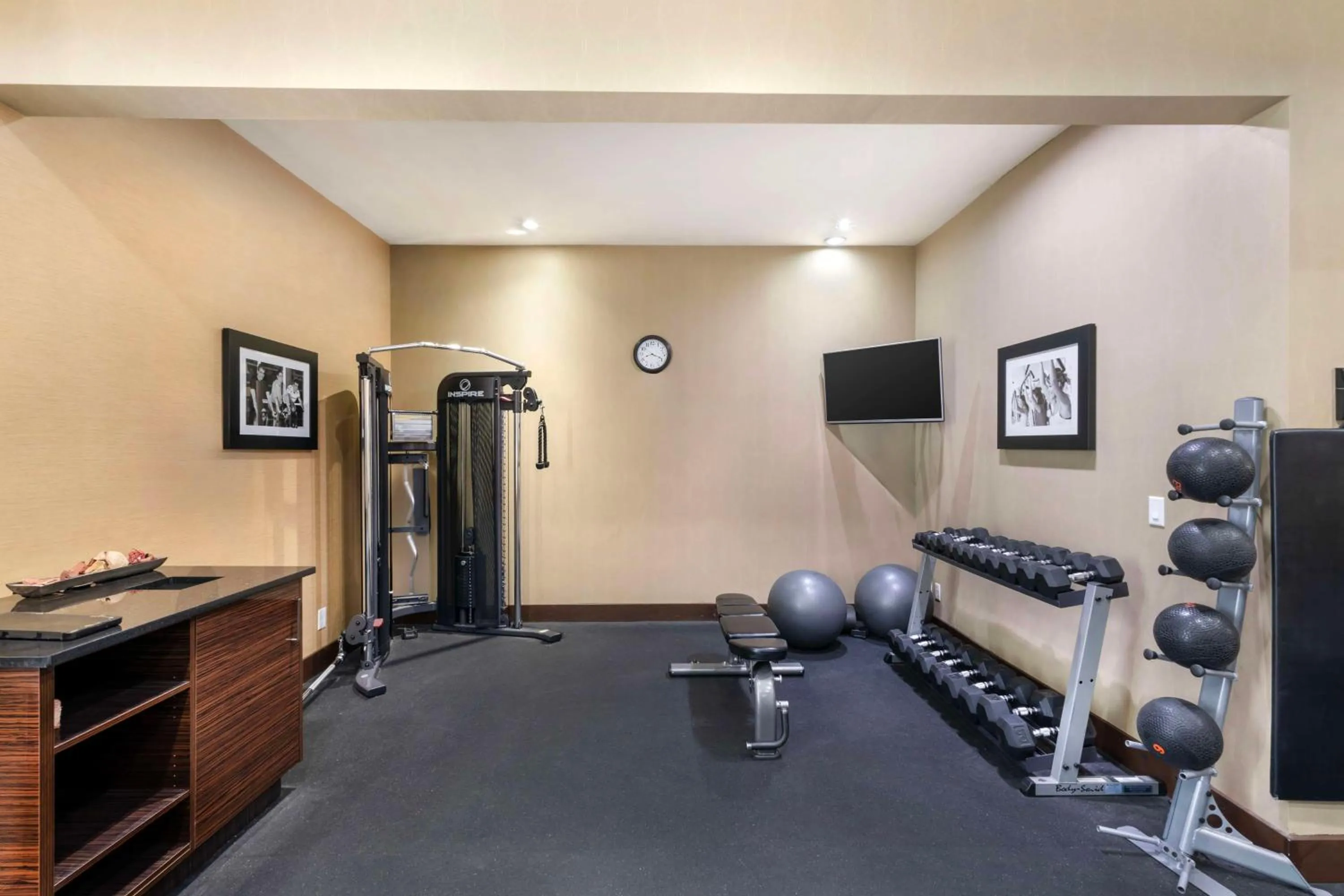 Fitness centre/facilities in Best Western Pacific Inn