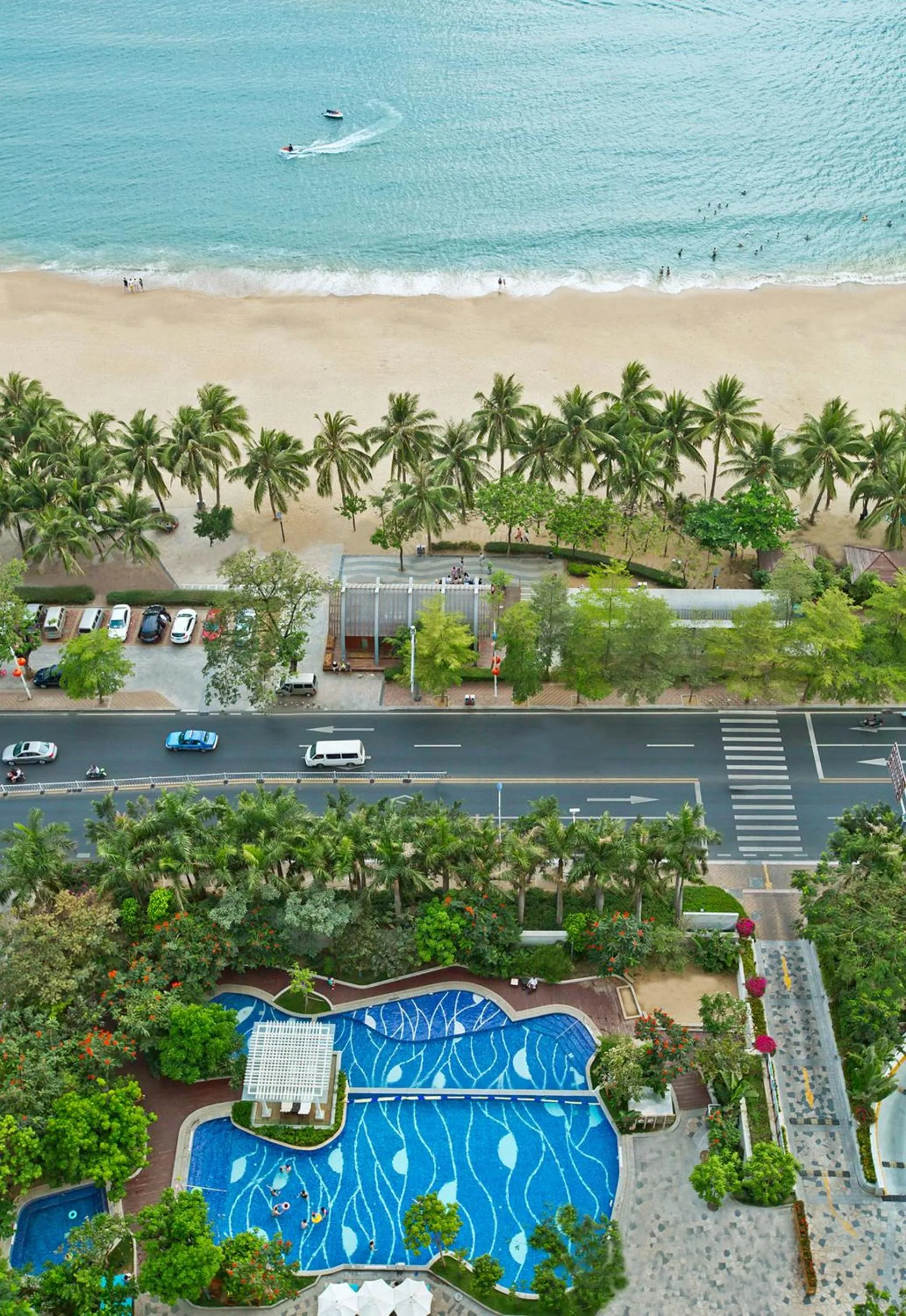 Swimming pool in Four Points by Sheraton Hainan, Sanya