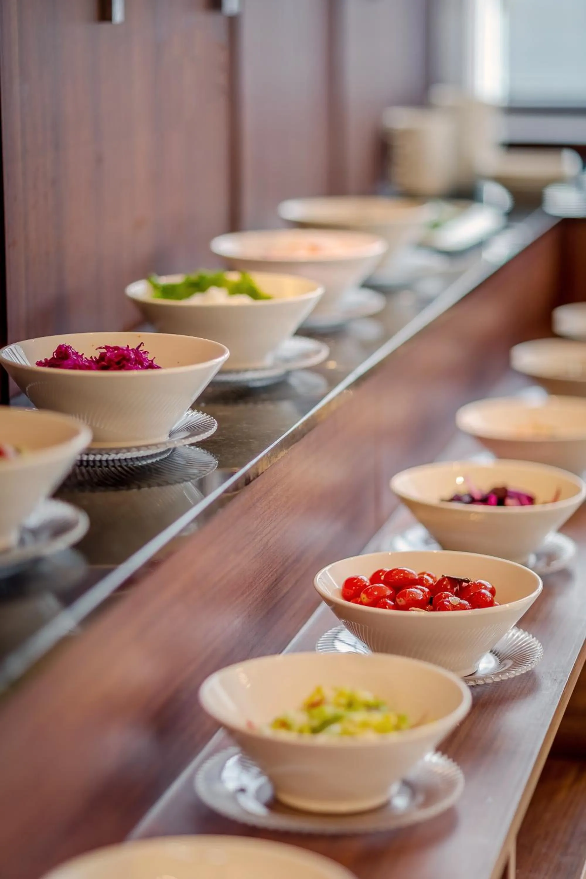 Restaurant/places to eat in The Blue Sky Hotel and Tower