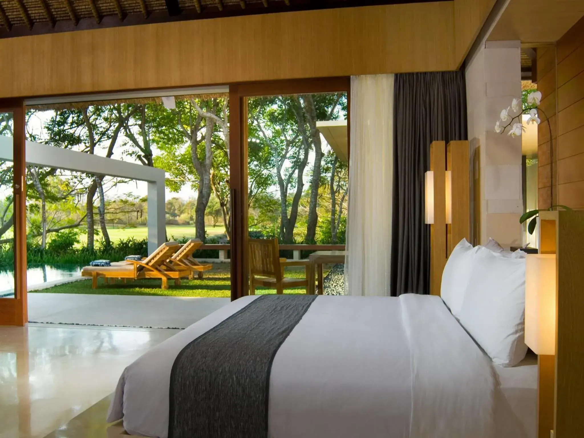 Deluxe One-Bedroom Private Pool Villa in The Bale Nusa Dua by LifestyleRetreats Deluxe One-Bedroom Private Pool Villa in The Bale Nusa Dua by LifestyleRetreats