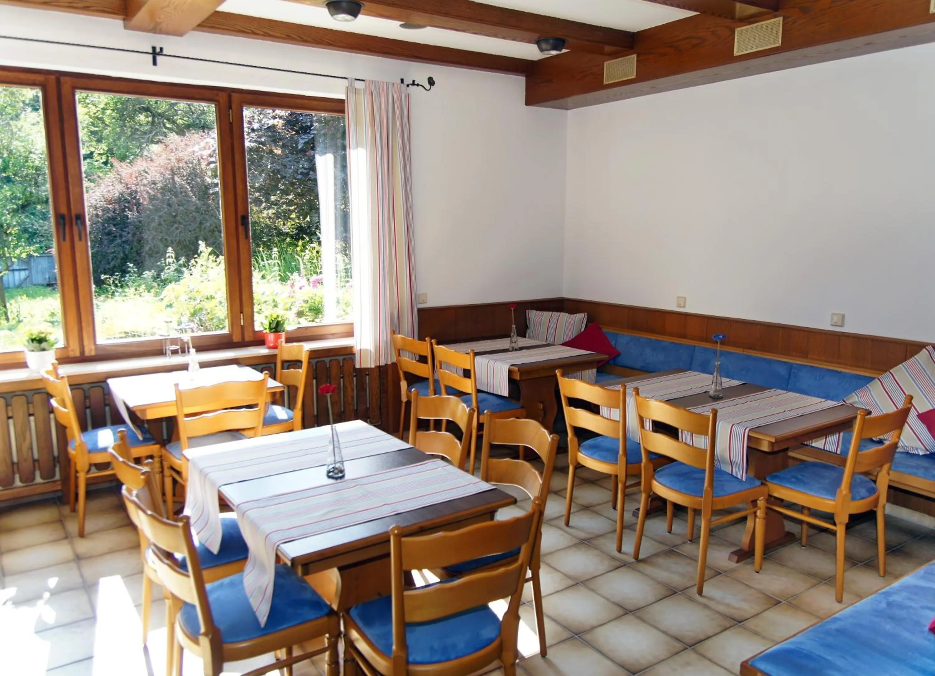 Breakfast in Gasthof Schumacher Hotel garni